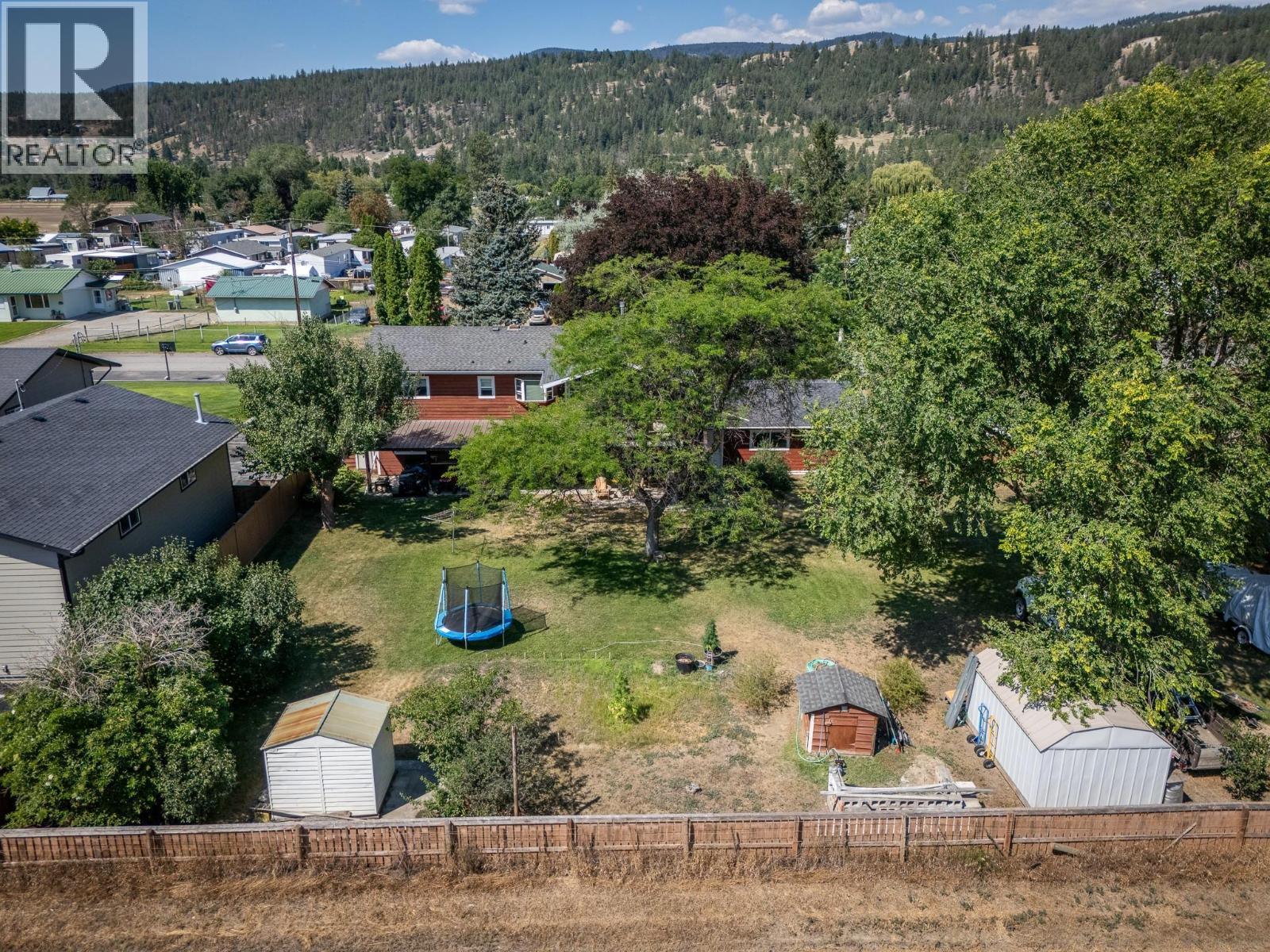 6750 Heffley Road Property Photo 42
