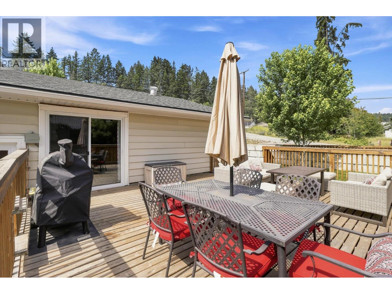326 Stiles Street Property Photo 30