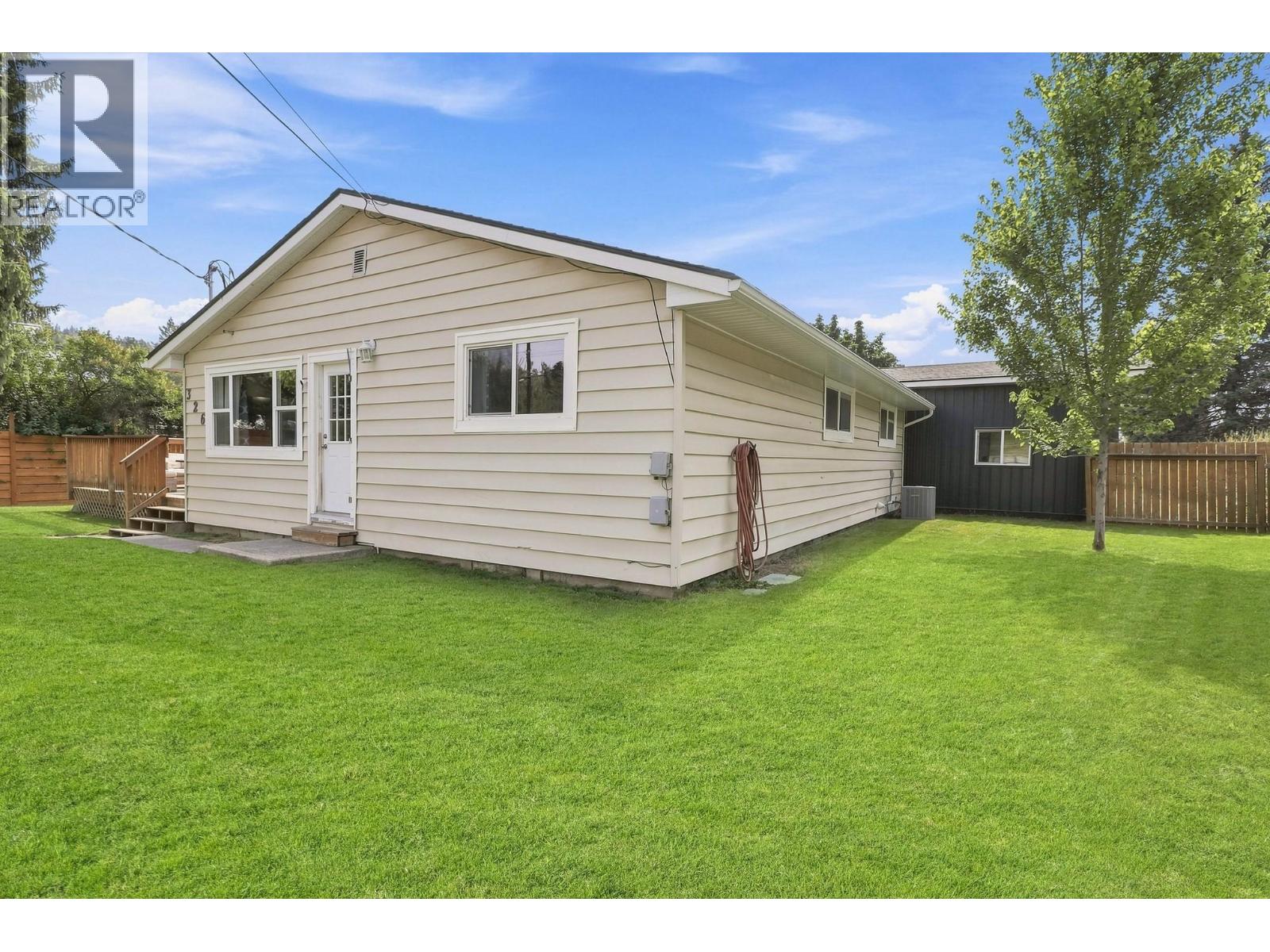 326 Stiles Street Property Photo 32