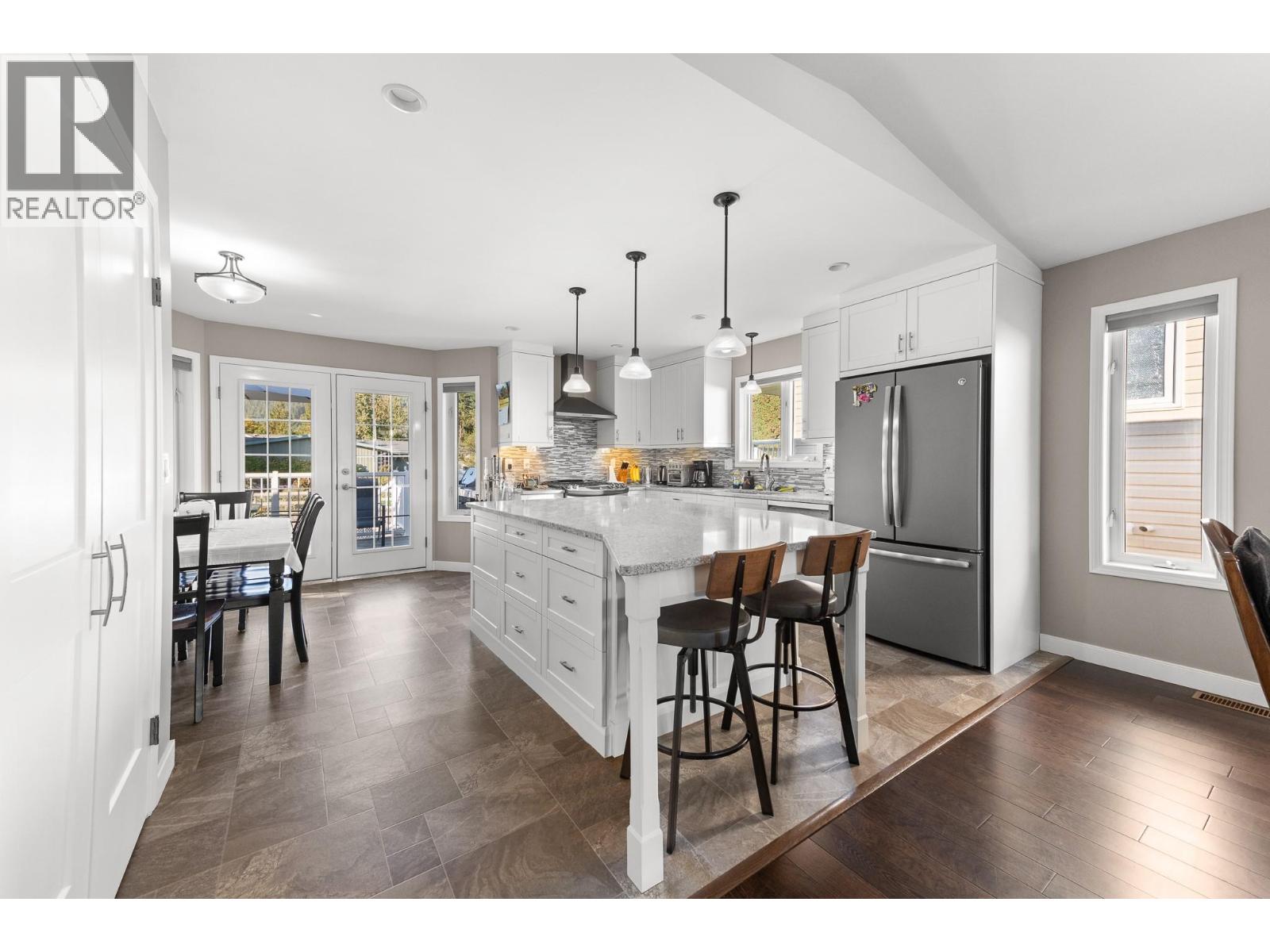 1912 Birch Street Property Photo 16