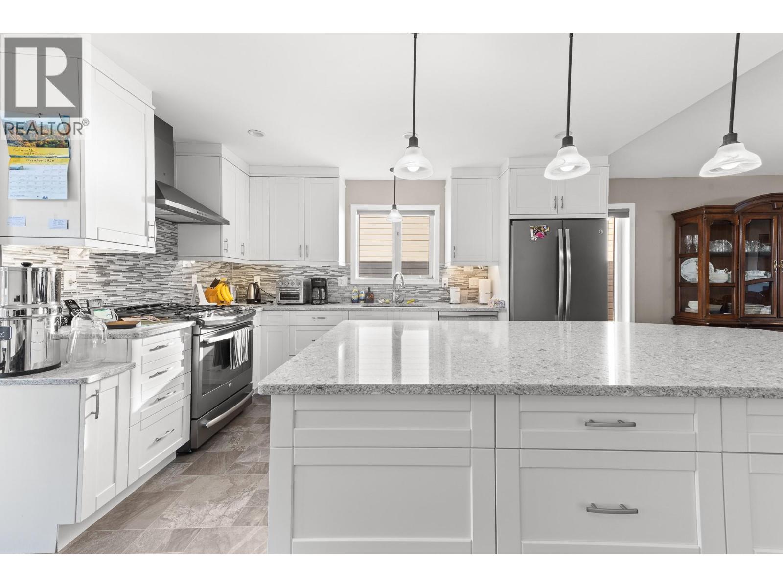1912 Birch Street Property Photo 23