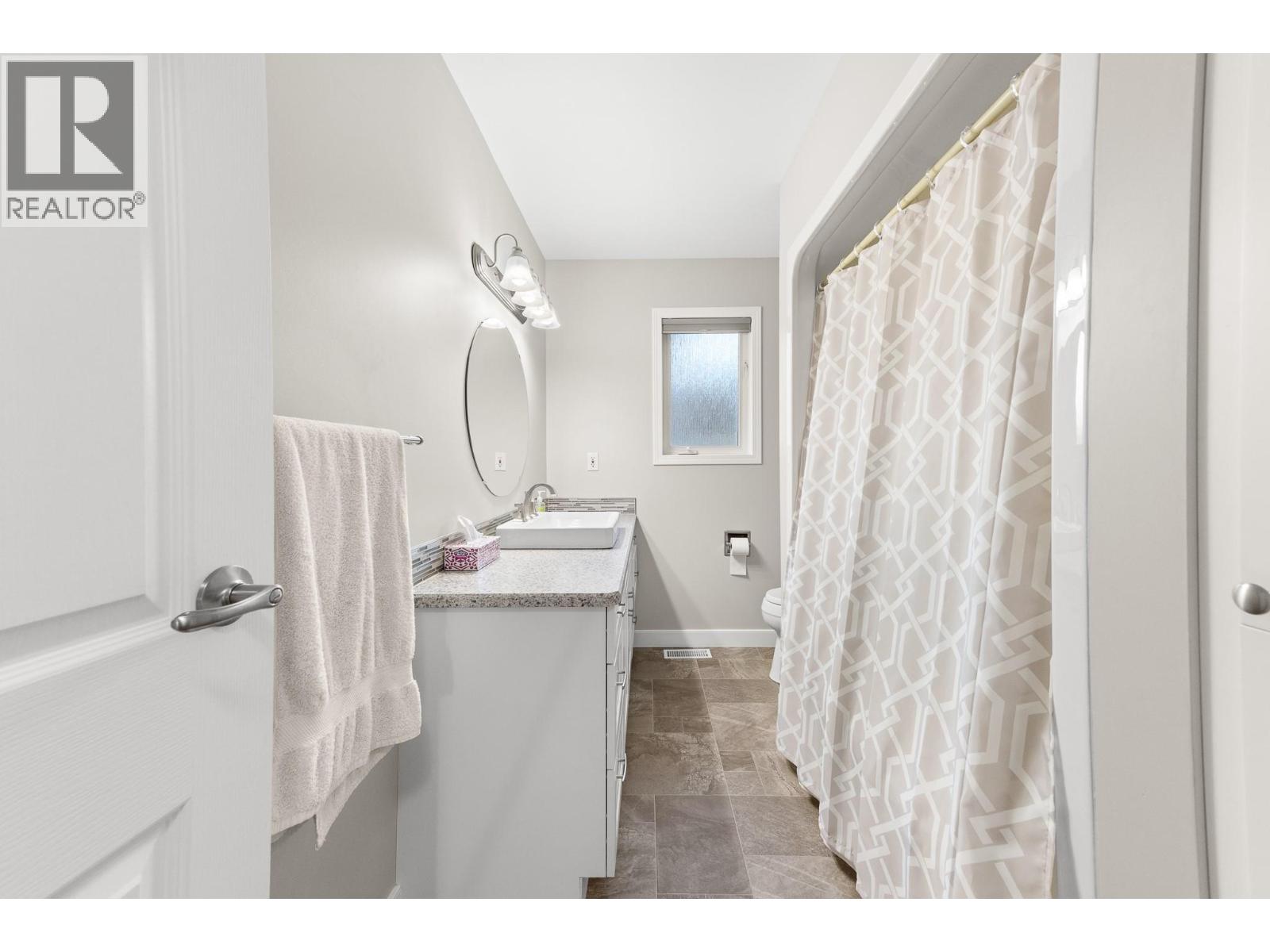 1912 Birch Street Property Photo 27