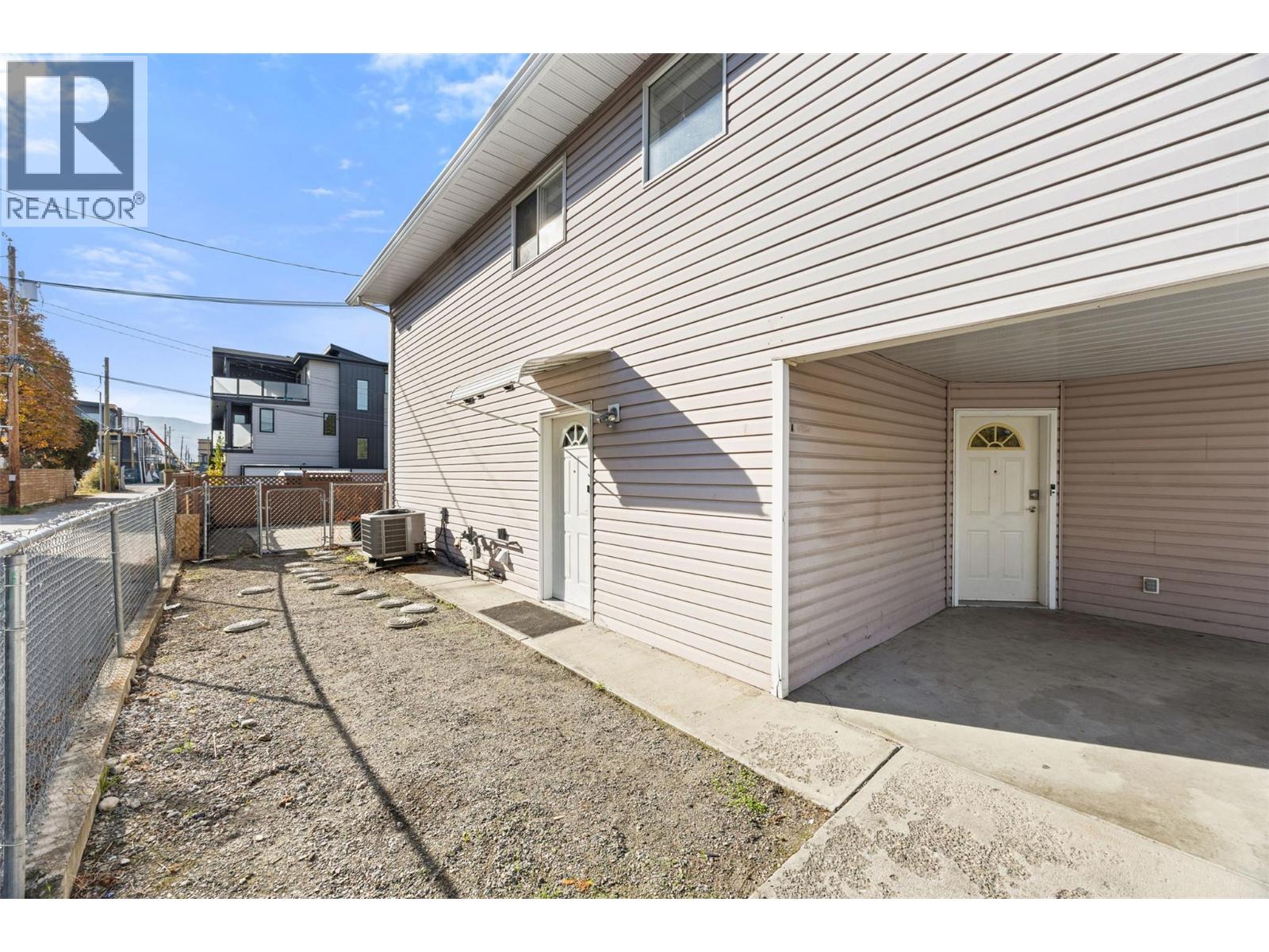 721-725 Francis Avenue Property Photo 47