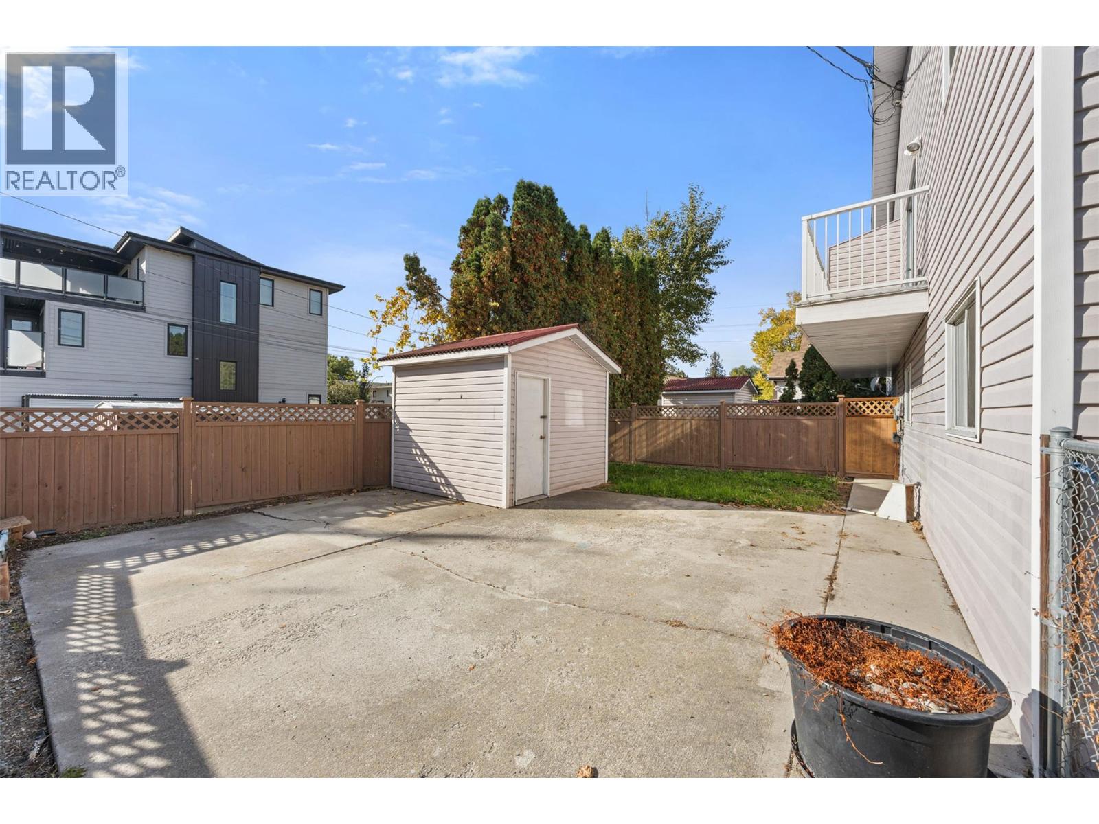 721-725 Francis Avenue Property Photo 48