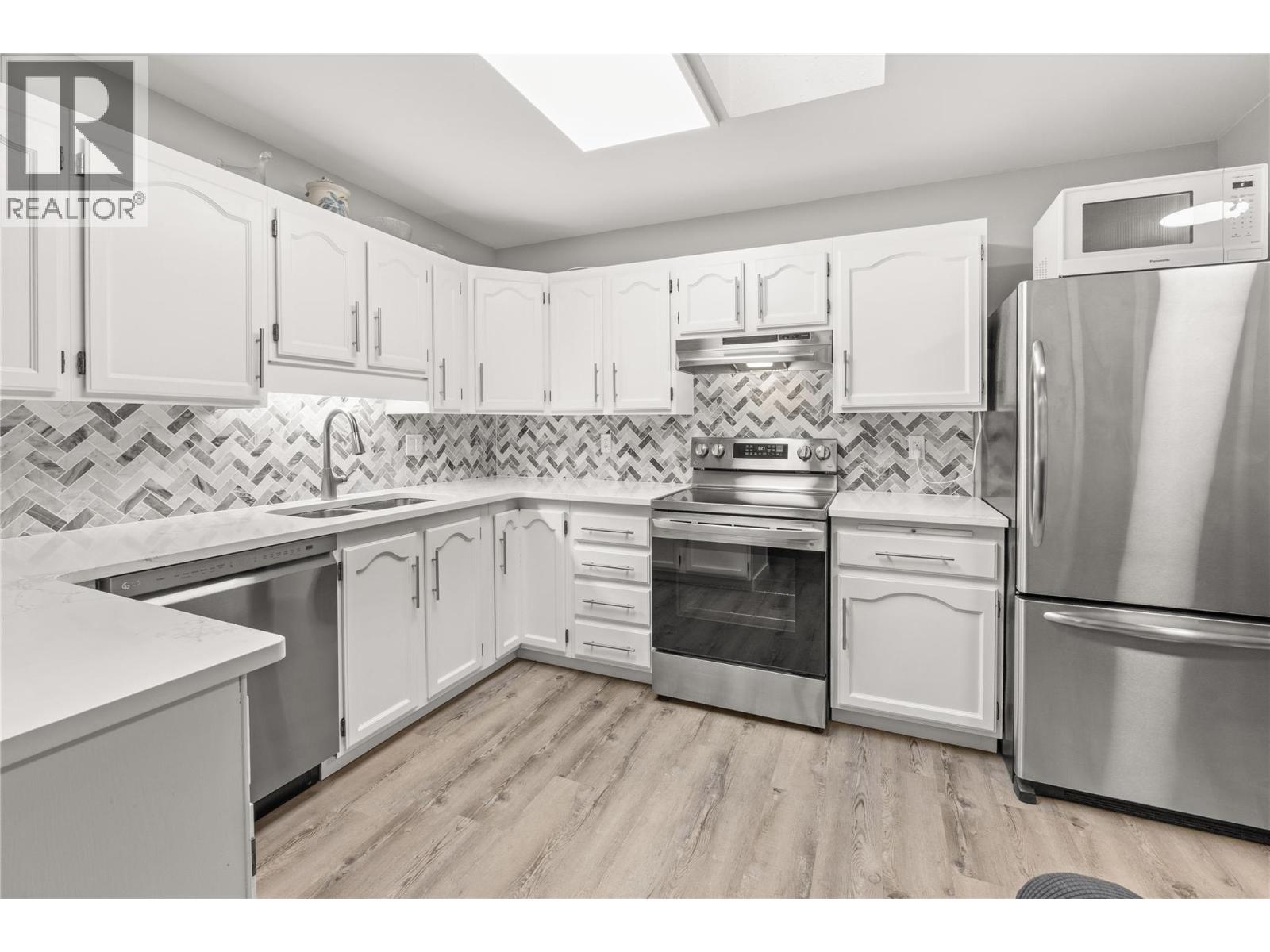 262 Kinney Avenue Unit# 311 Property Photo 3