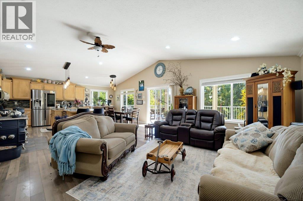 741 Gardom Lake Road Property Photo 4