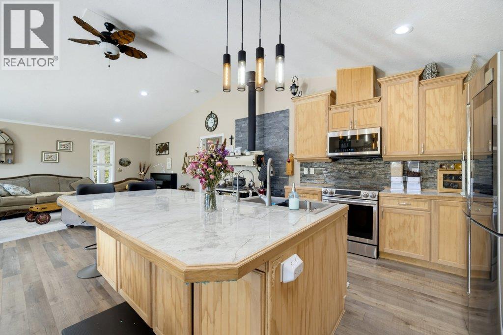 741 Gardom Lake Road Property Photo 8