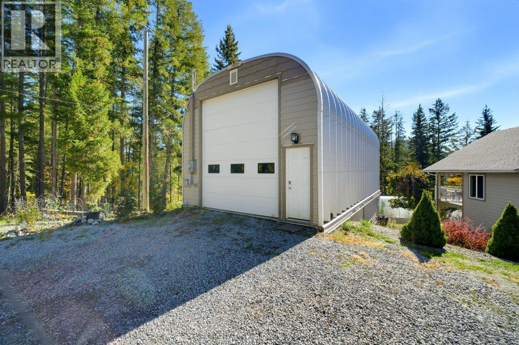 741 Gardom Lake Road Property Photo 29