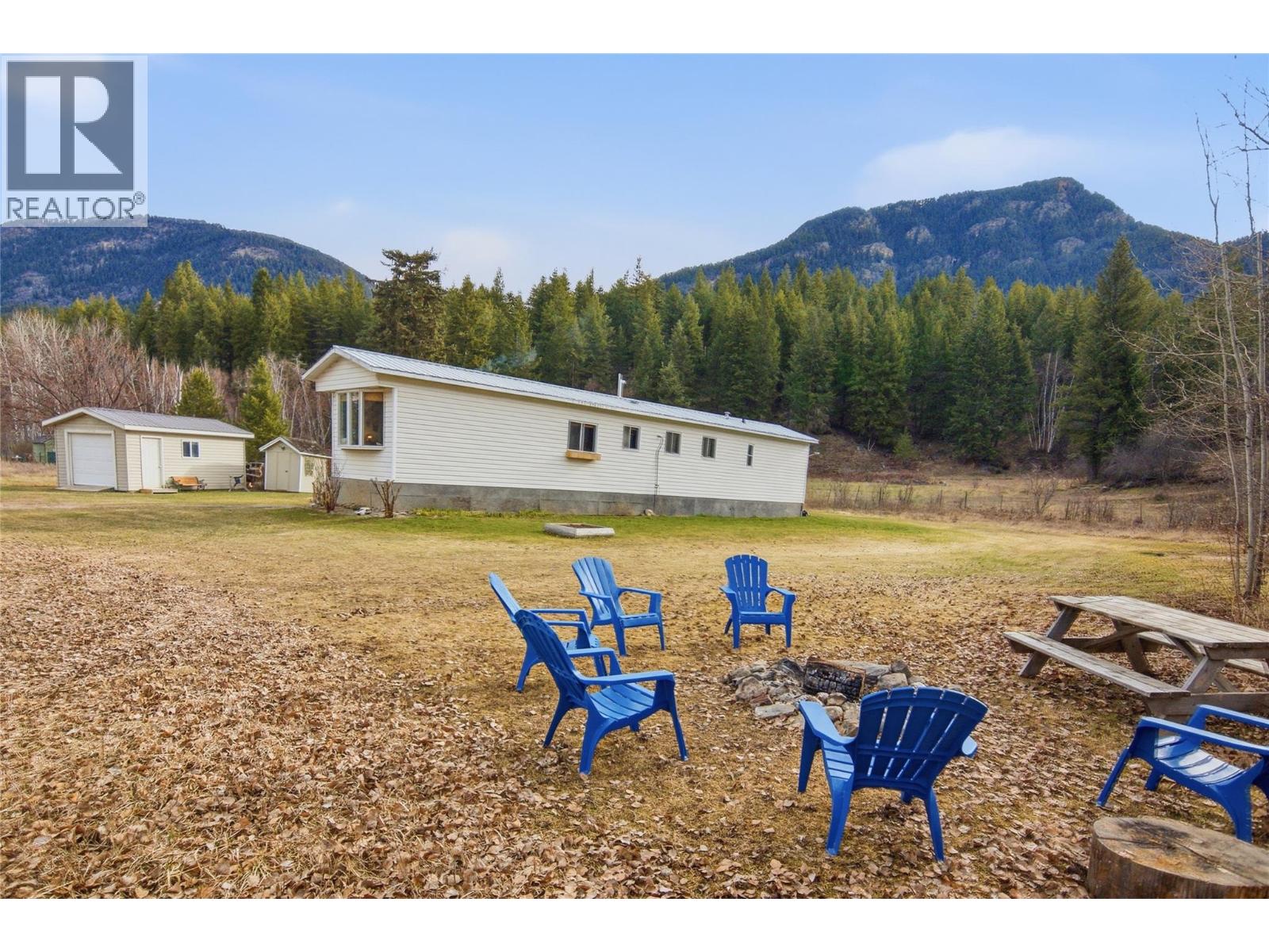 4048 Dixon Mountain Road Property Photo 6
