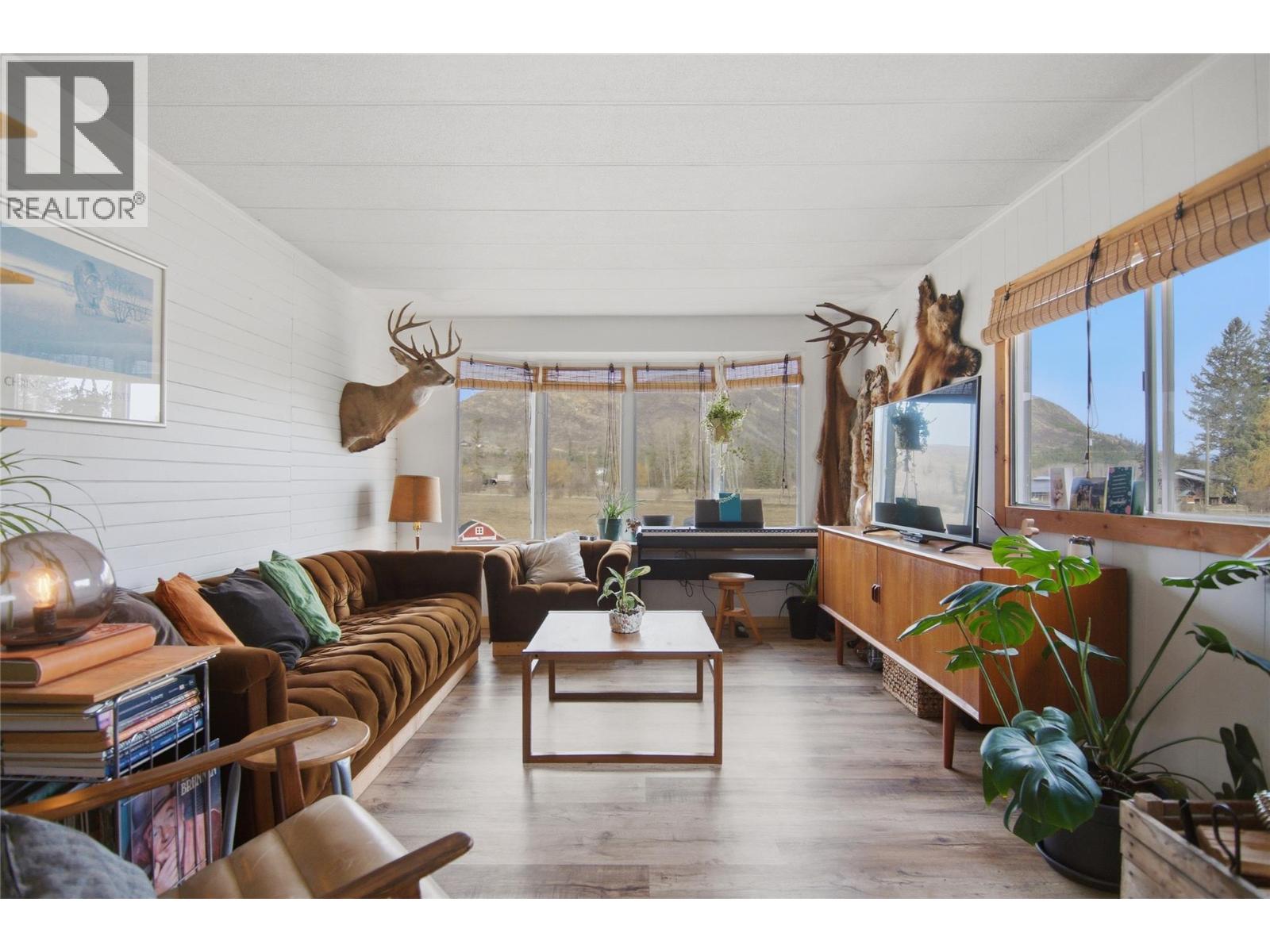 4048 Dixon Mountain Road Property Photo 14