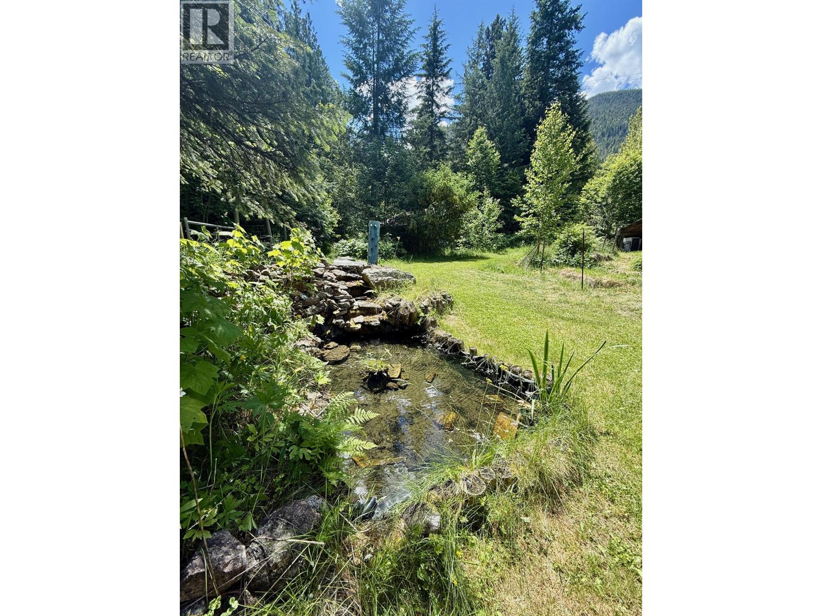 4019 Saunders Road Property Photo 4