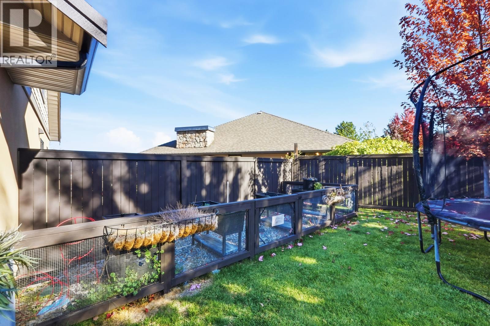 5047 Seon Crescent Property Photo 70