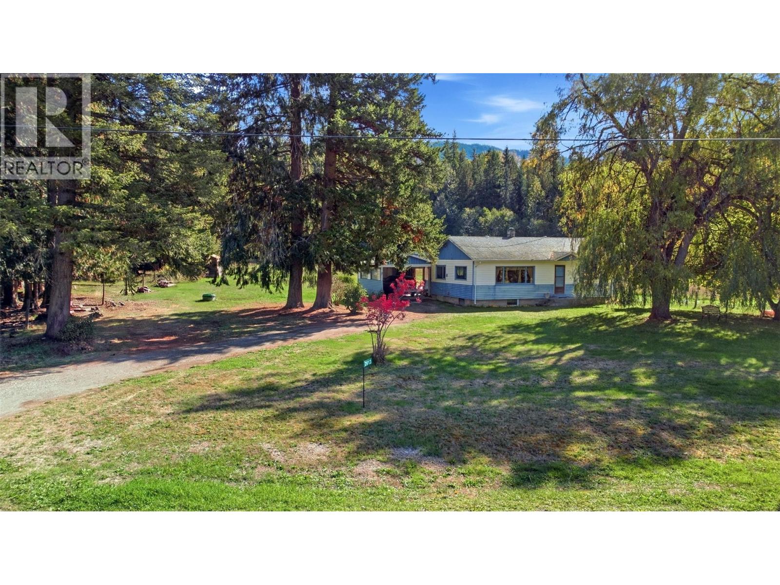 2613 Lumby Mabel Lake Road Property Photo 6