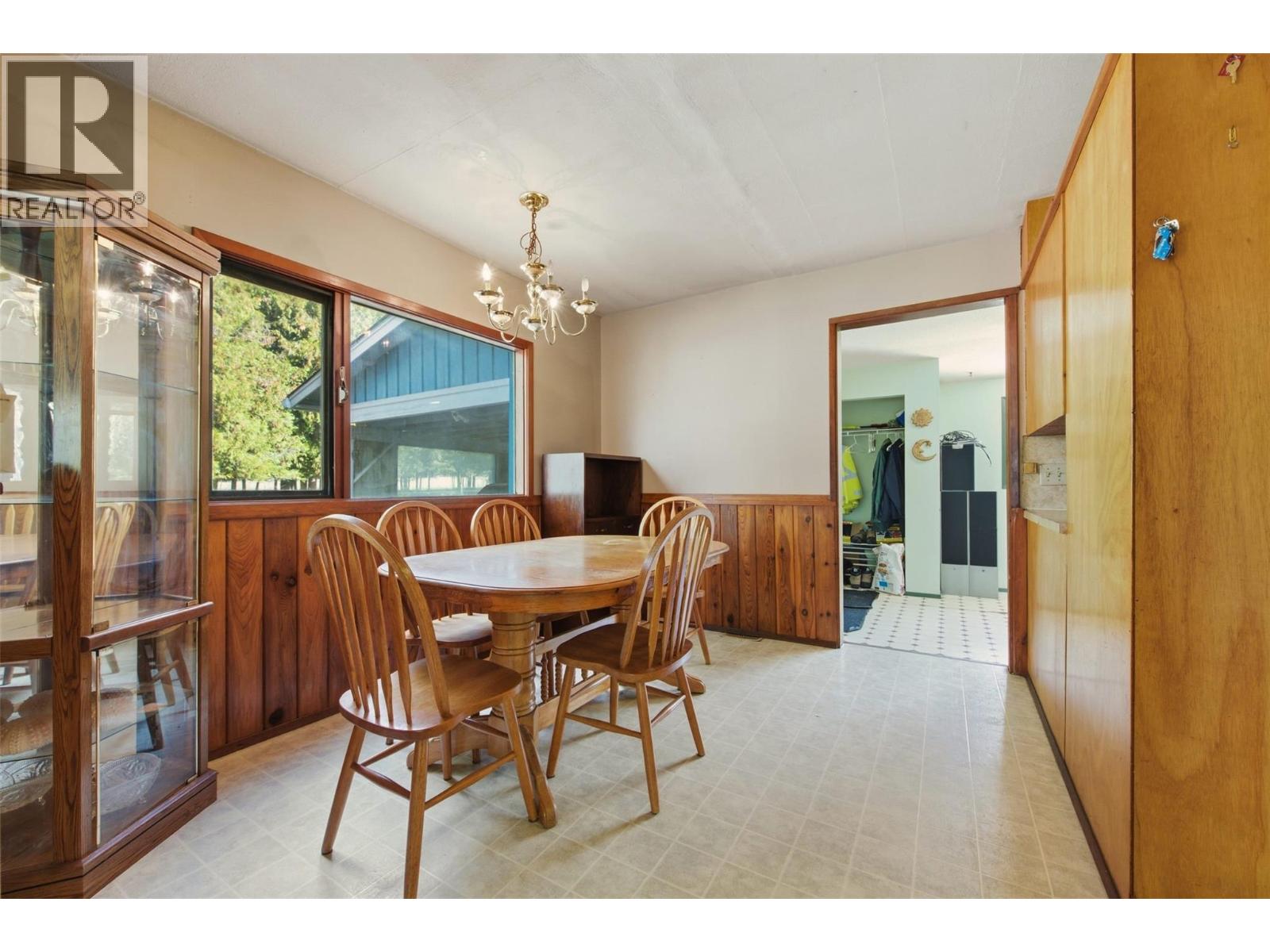 2613 Lumby Mabel Lake Road Property Photo 22