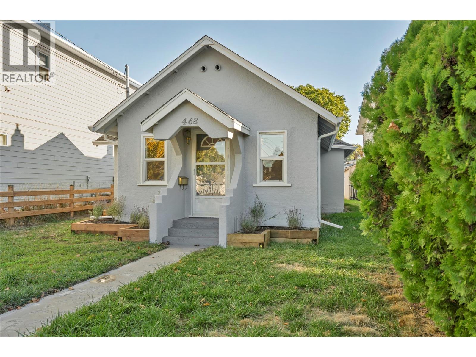 468 Wade Avenue W Property Photo 25