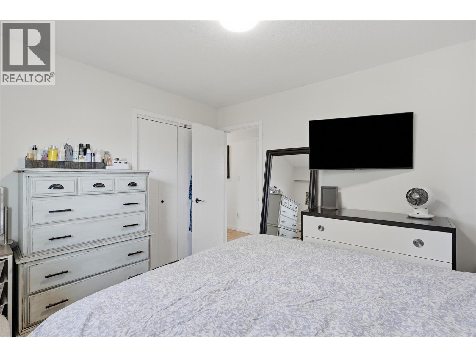 1239 10th Street Property Photo 14