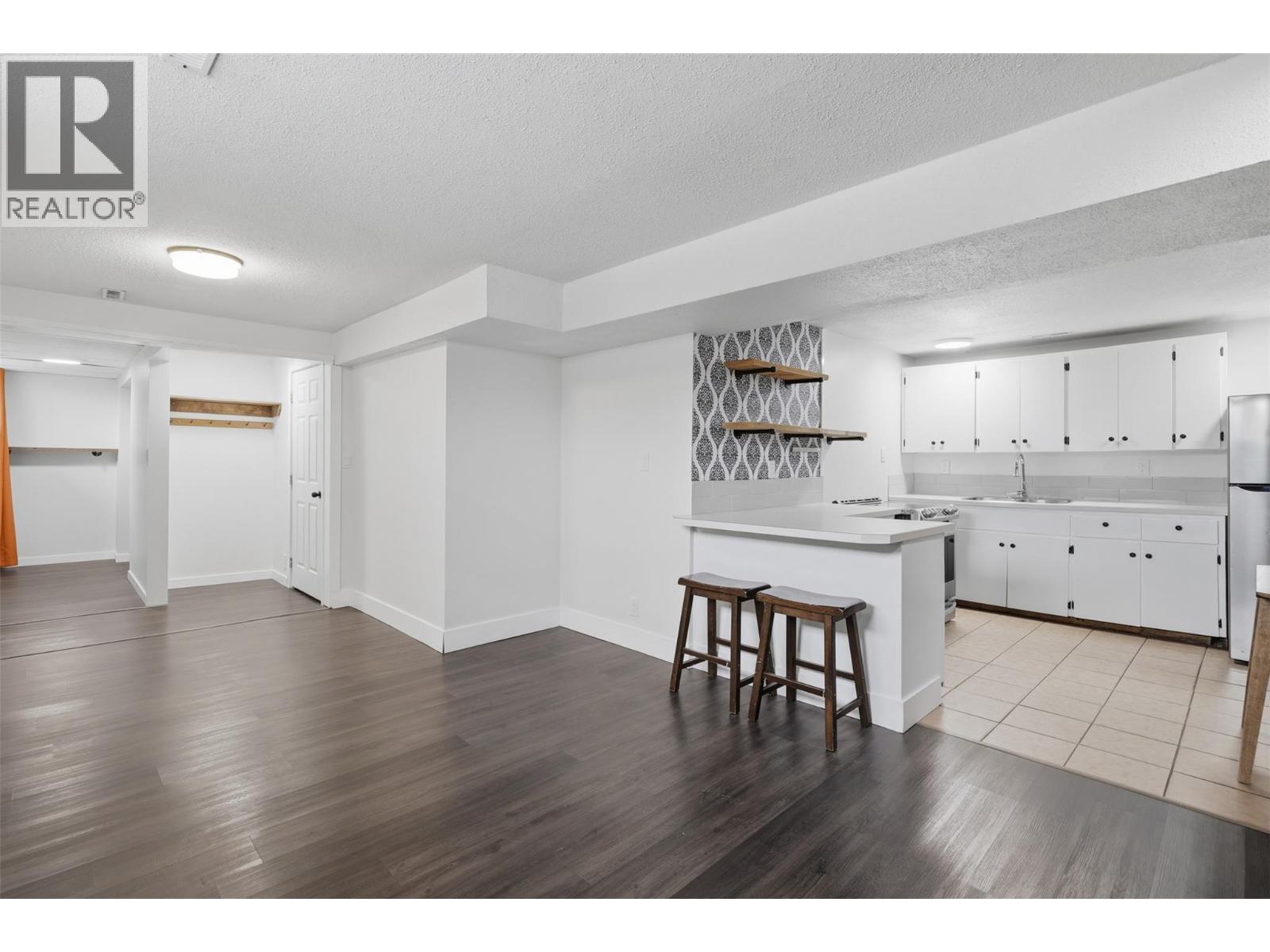 1239 10th Street Property Photo 17