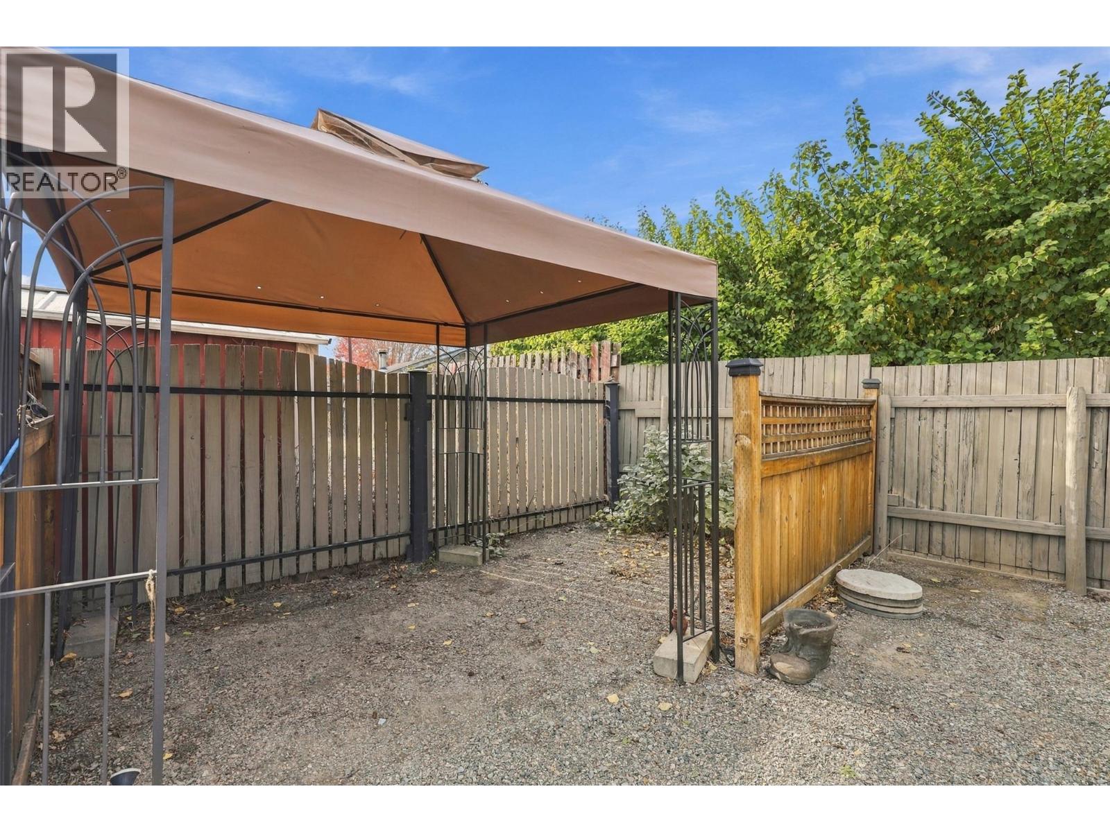 1239 10th Street Property Photo 34