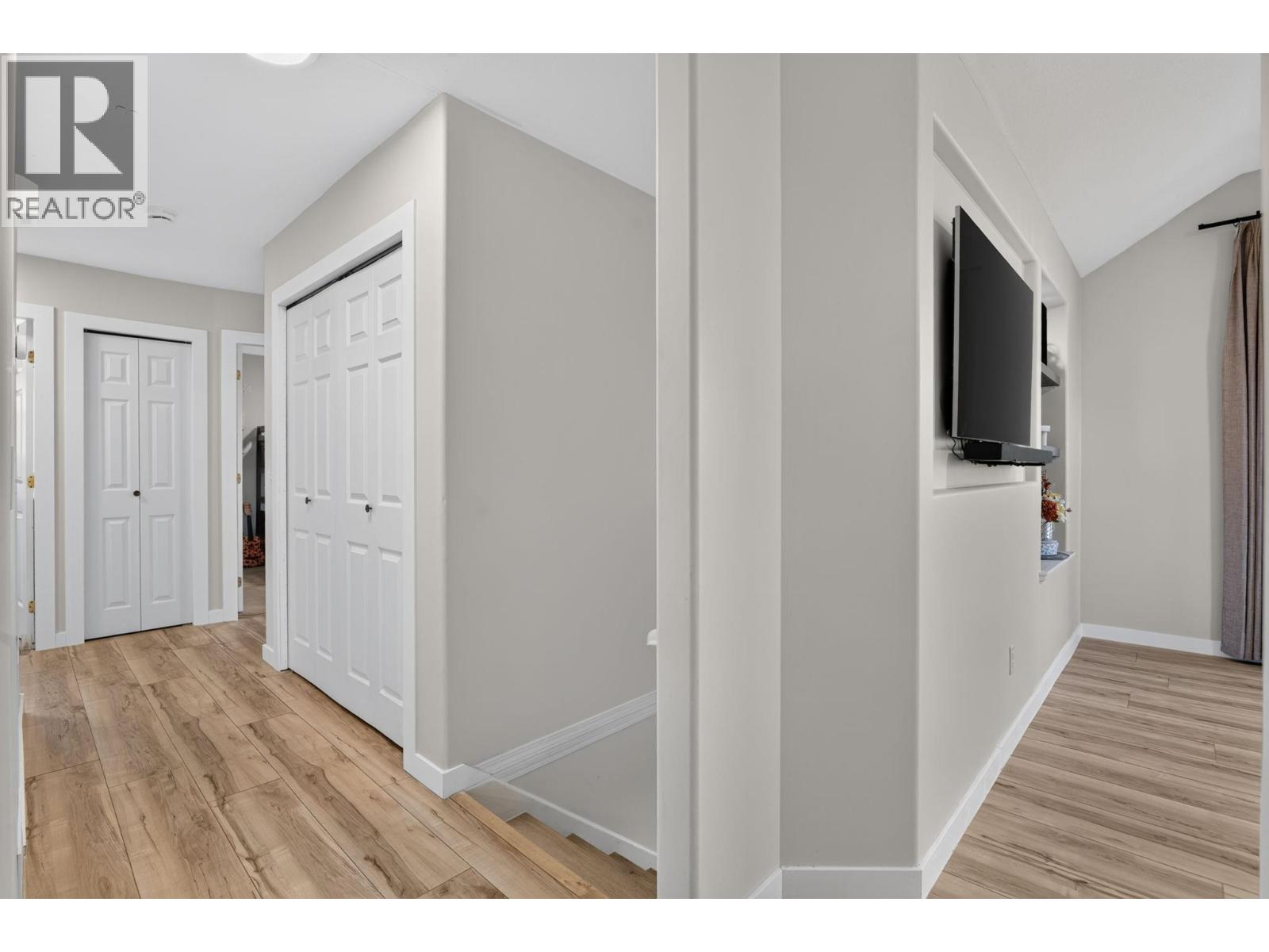 1759 Spruceglen Drive Property Photo 21