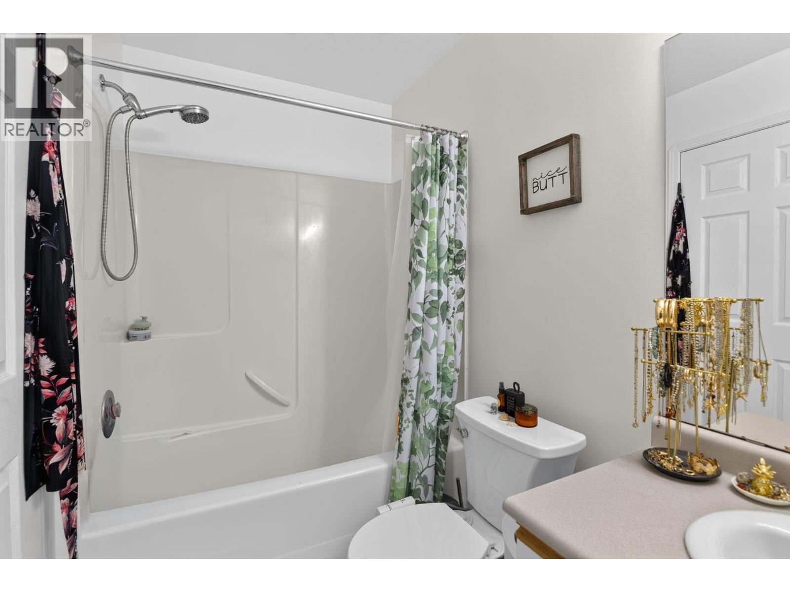 1759 Spruceglen Drive Property Photo 42