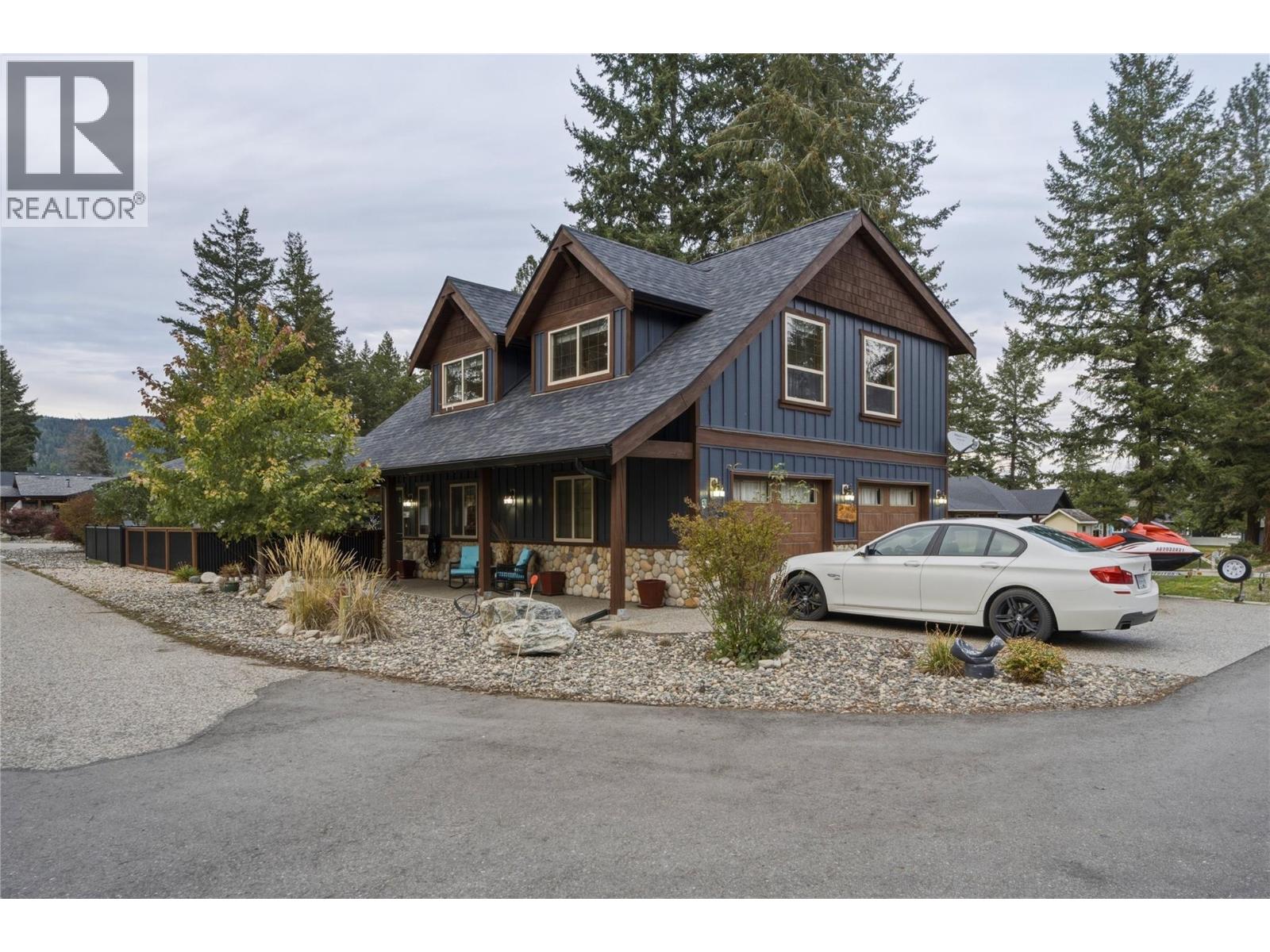 225 Falcon Avenue Property Photo 22