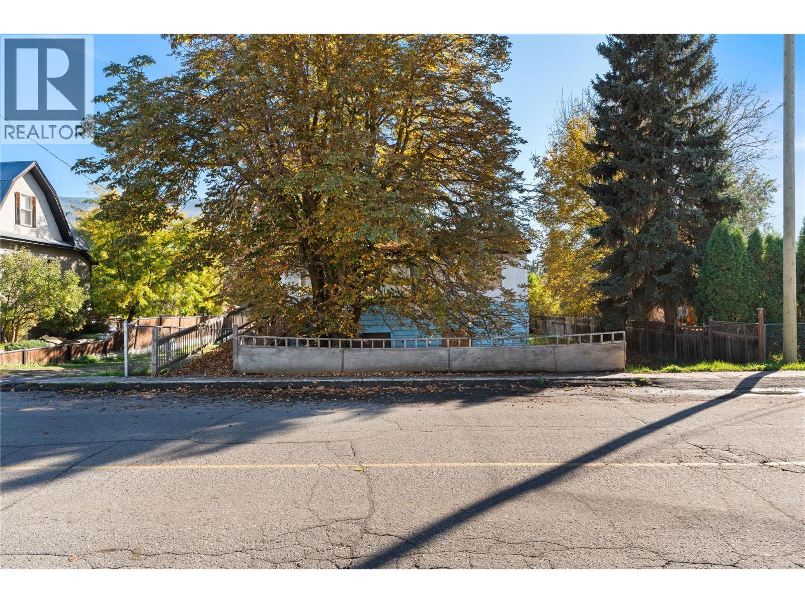 2865 Patterson Avenue Property Photo 11