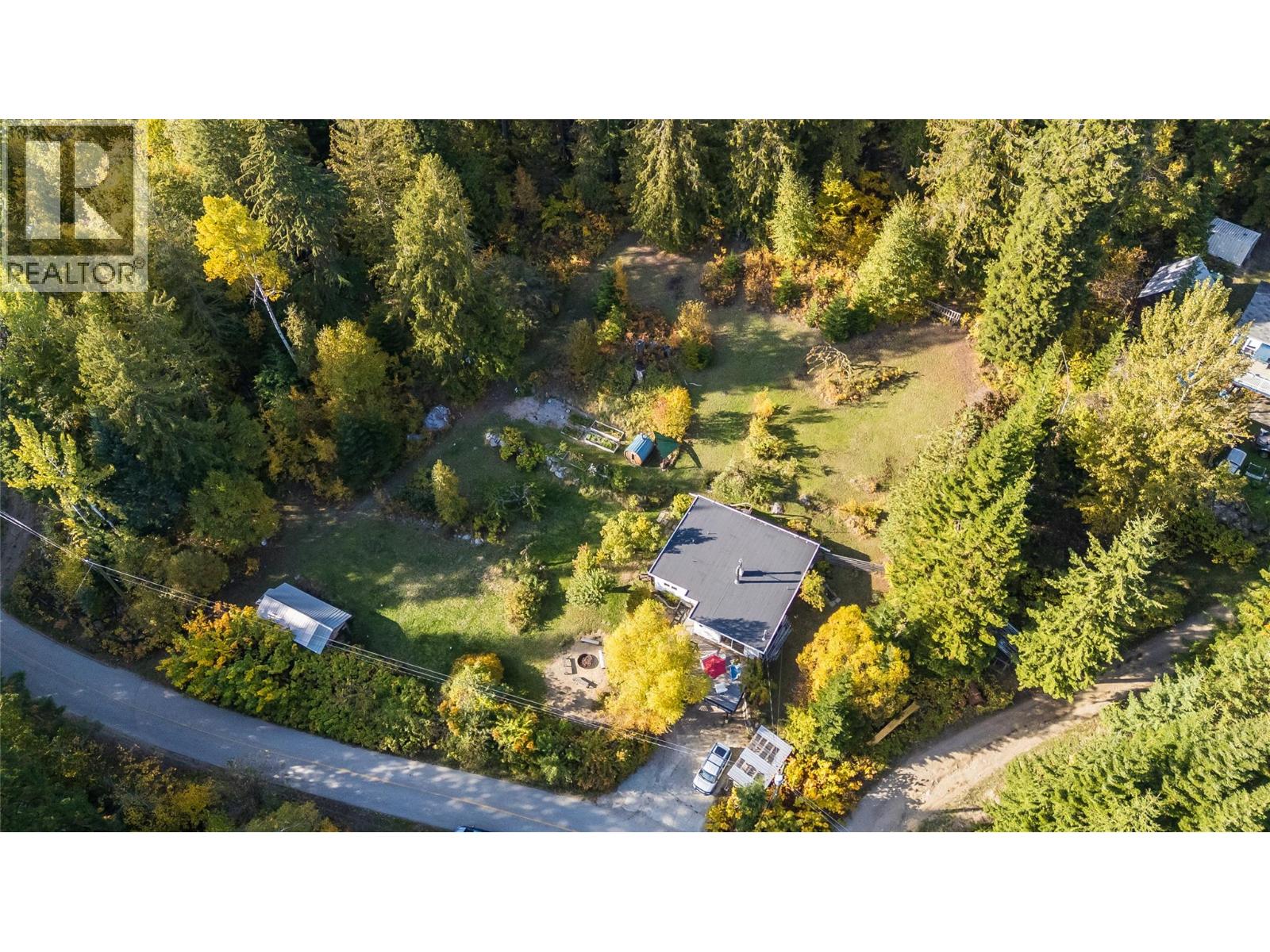 5995 Longbeach Road Property Photo 1