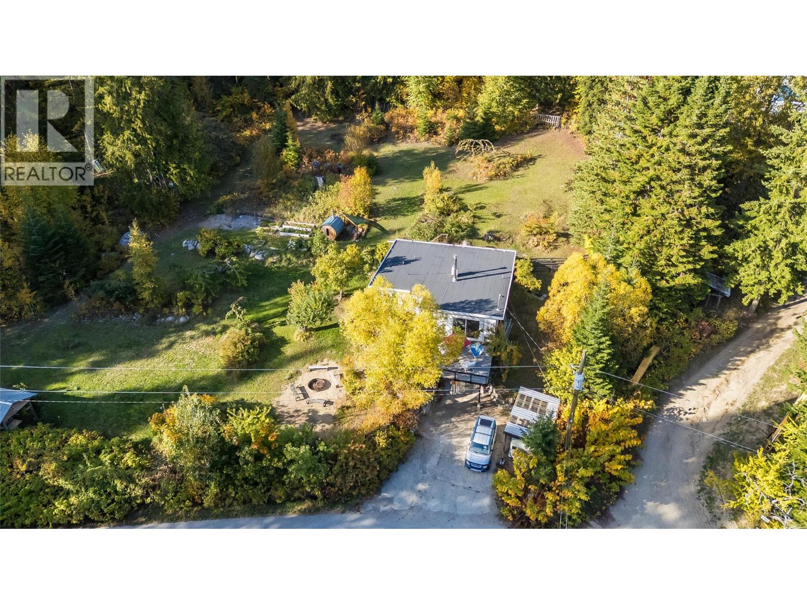 5995 Longbeach Road Property Photo 4