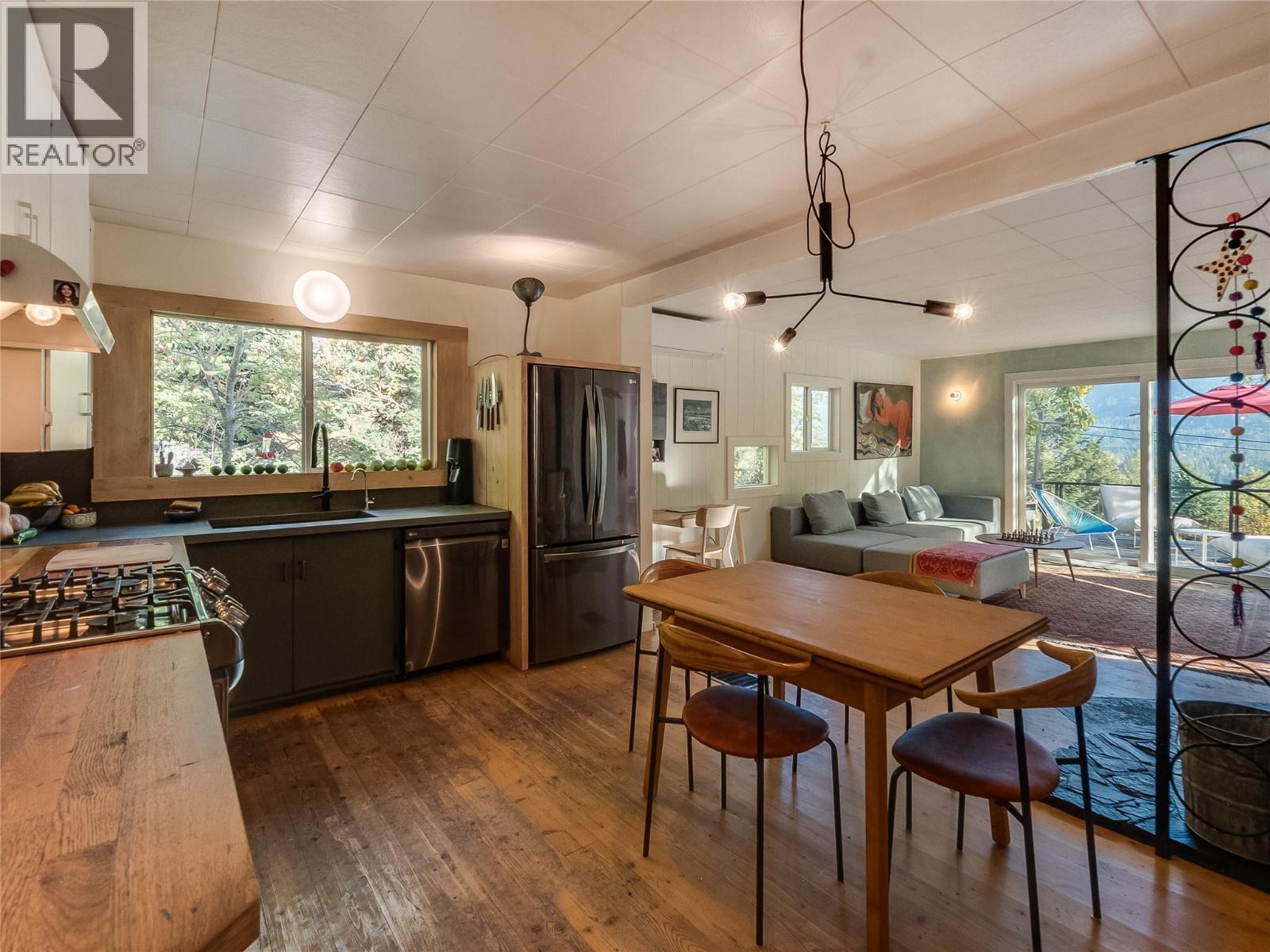 5995 Longbeach Road Property Photo 34