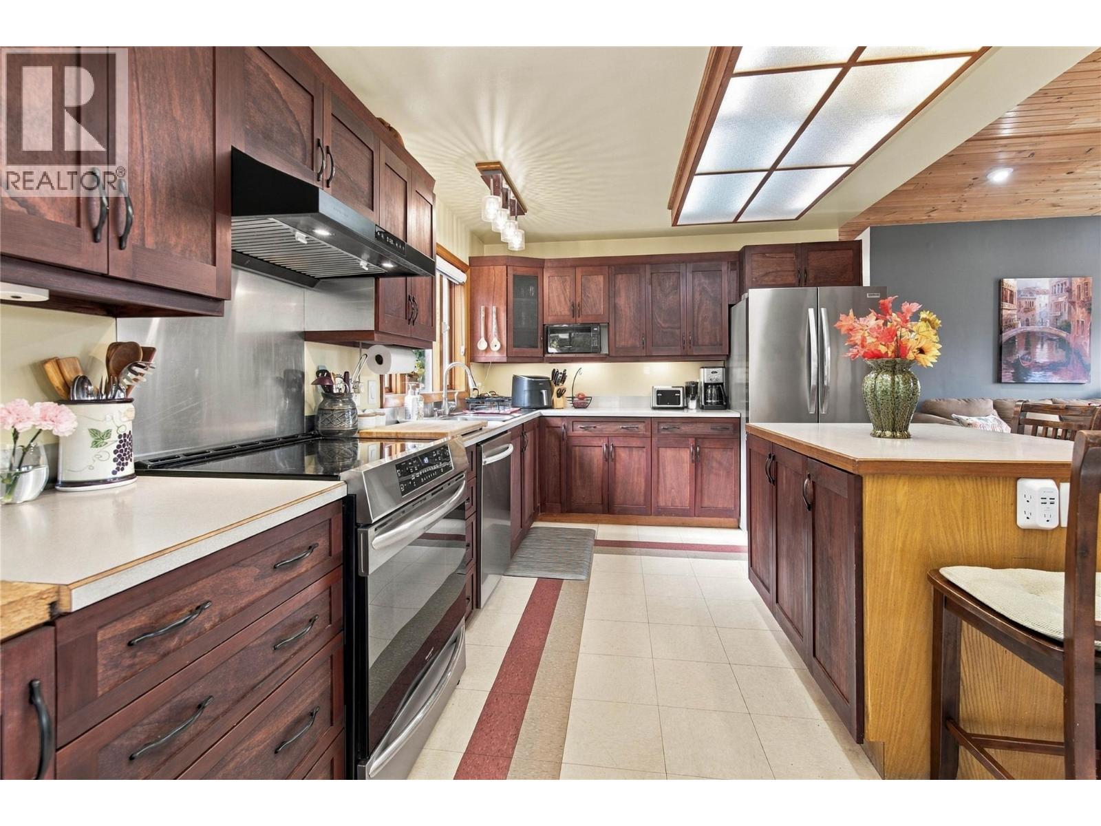 22 Crossman Road Property Photo 2