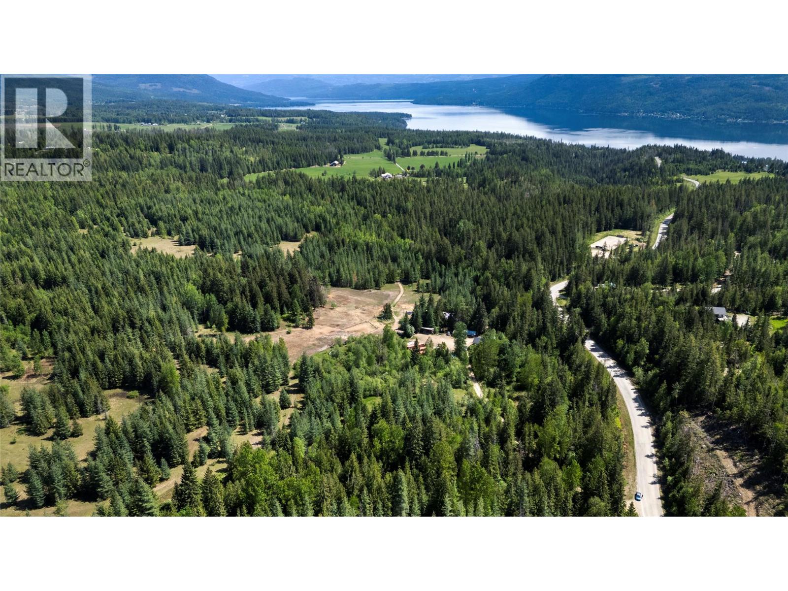 4993 Meadow Creek Road Property Photo 13