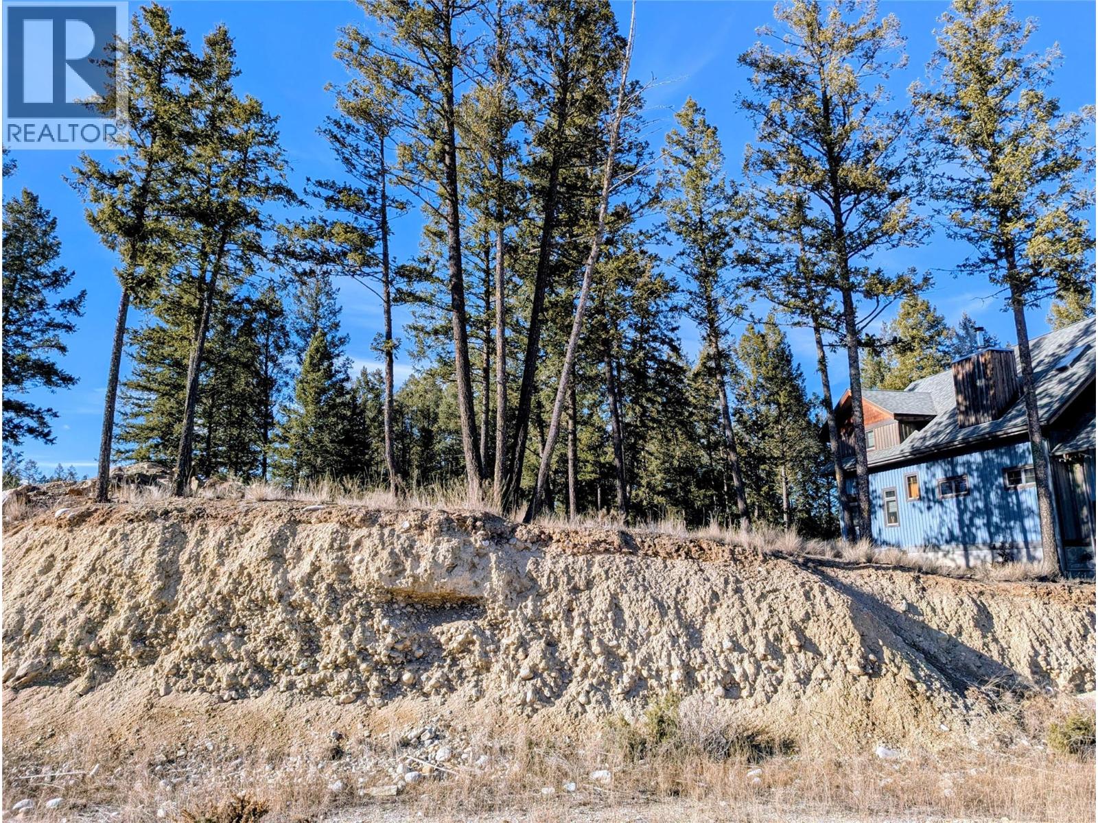 2476 Castlestone Drive Property Photo 8