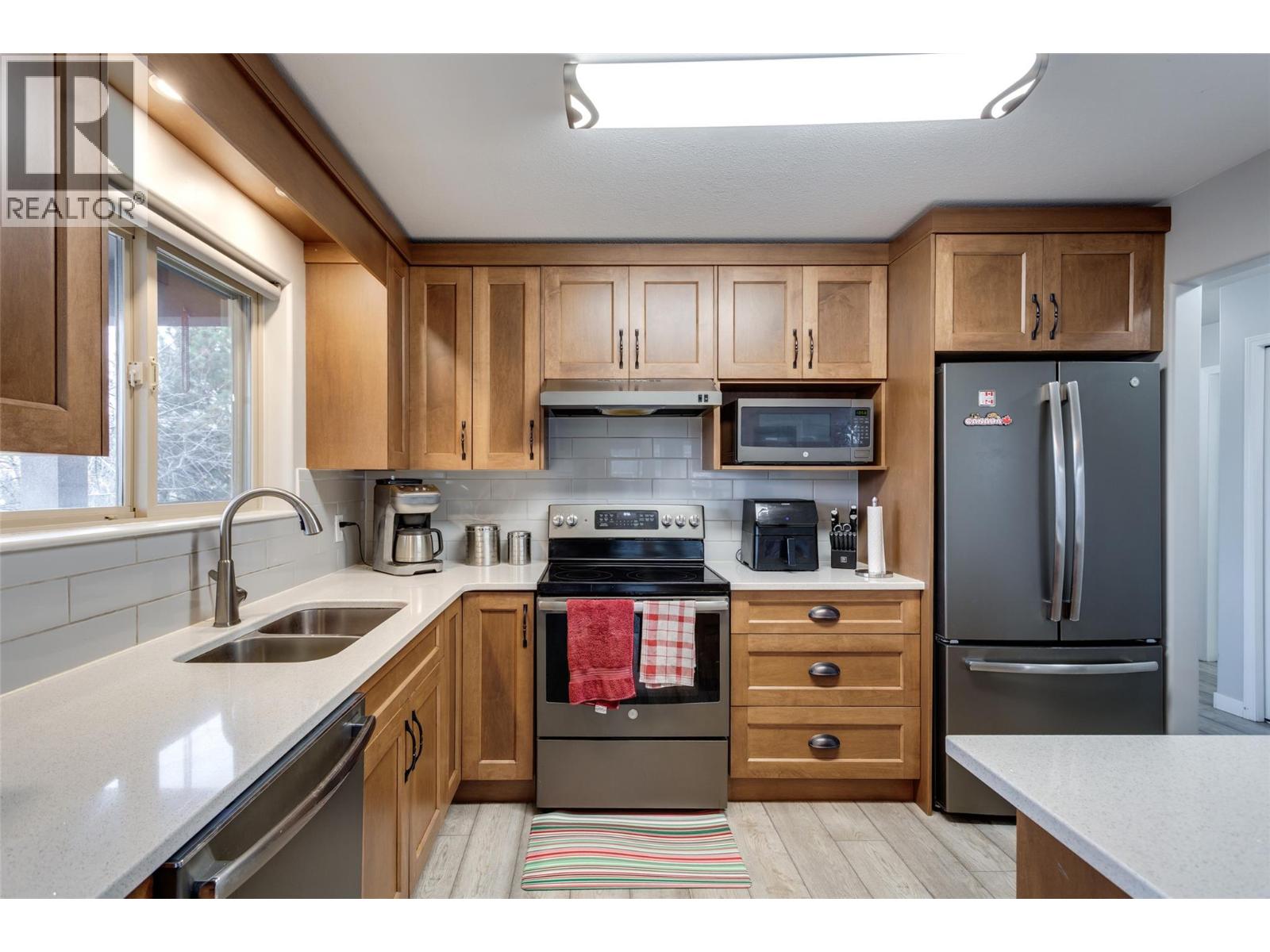 2130 Vasile Road Unit# 302 Property Photo 4