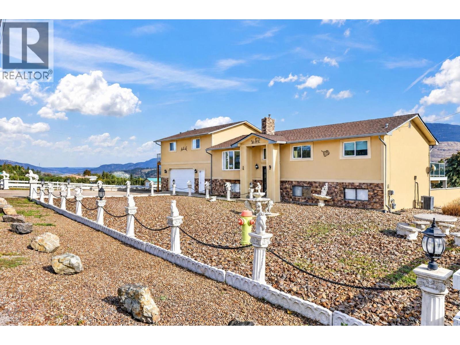 9771 Read Road Property Photo 2