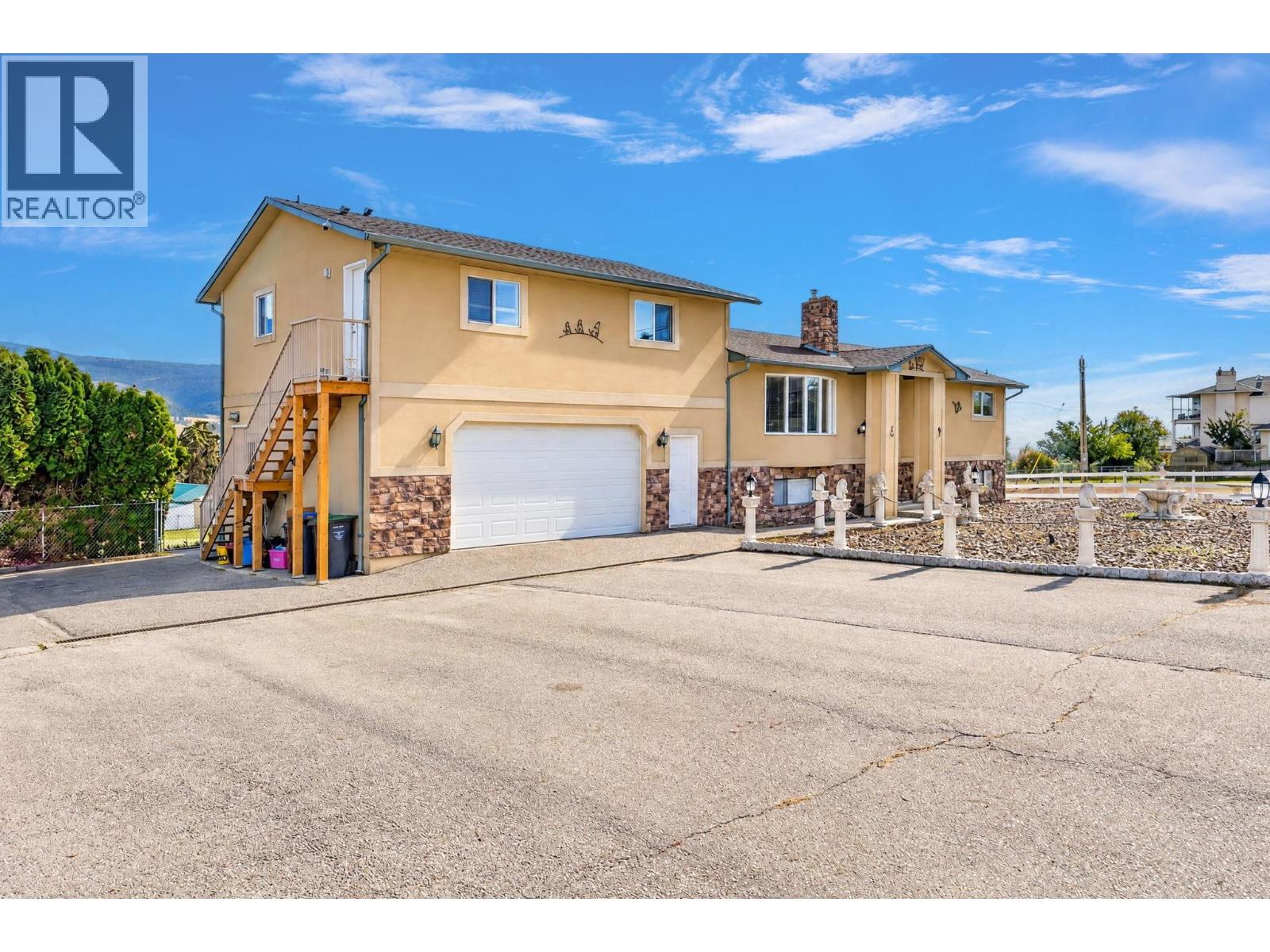 9771 Read Road Property Photo 5