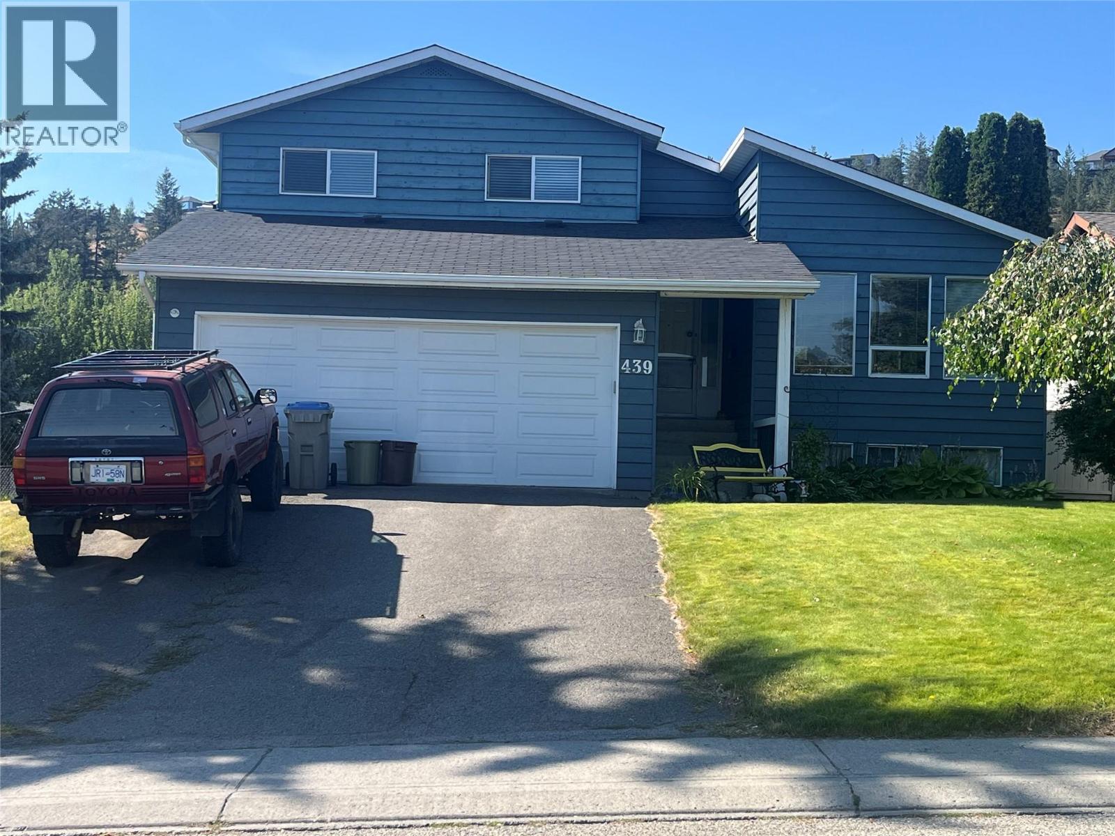 439 Laurier Drive Property Photo 1