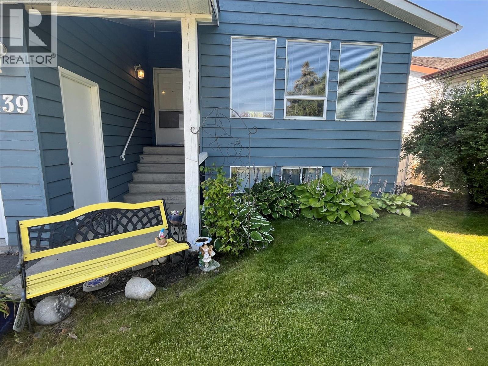 439 Laurier Drive Property Photo 4
