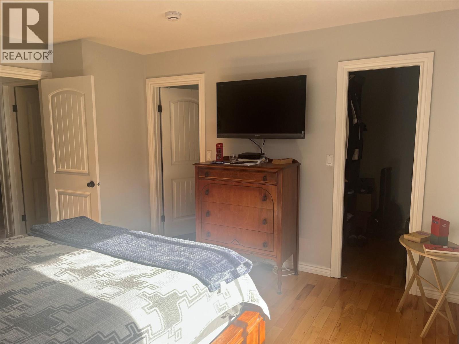 439 Laurier Drive Property Photo 14