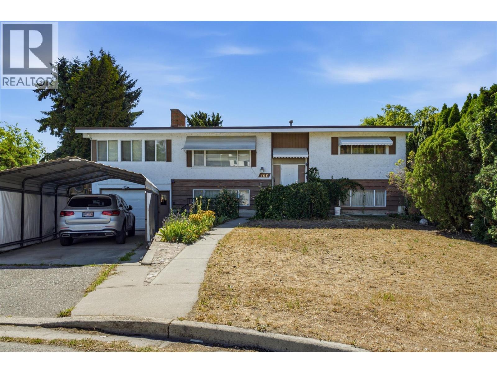 766 Coopland Crescent Property Photo 1