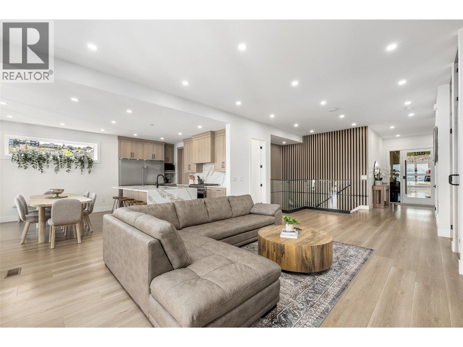 1425 Menu Road Property Photo 15
