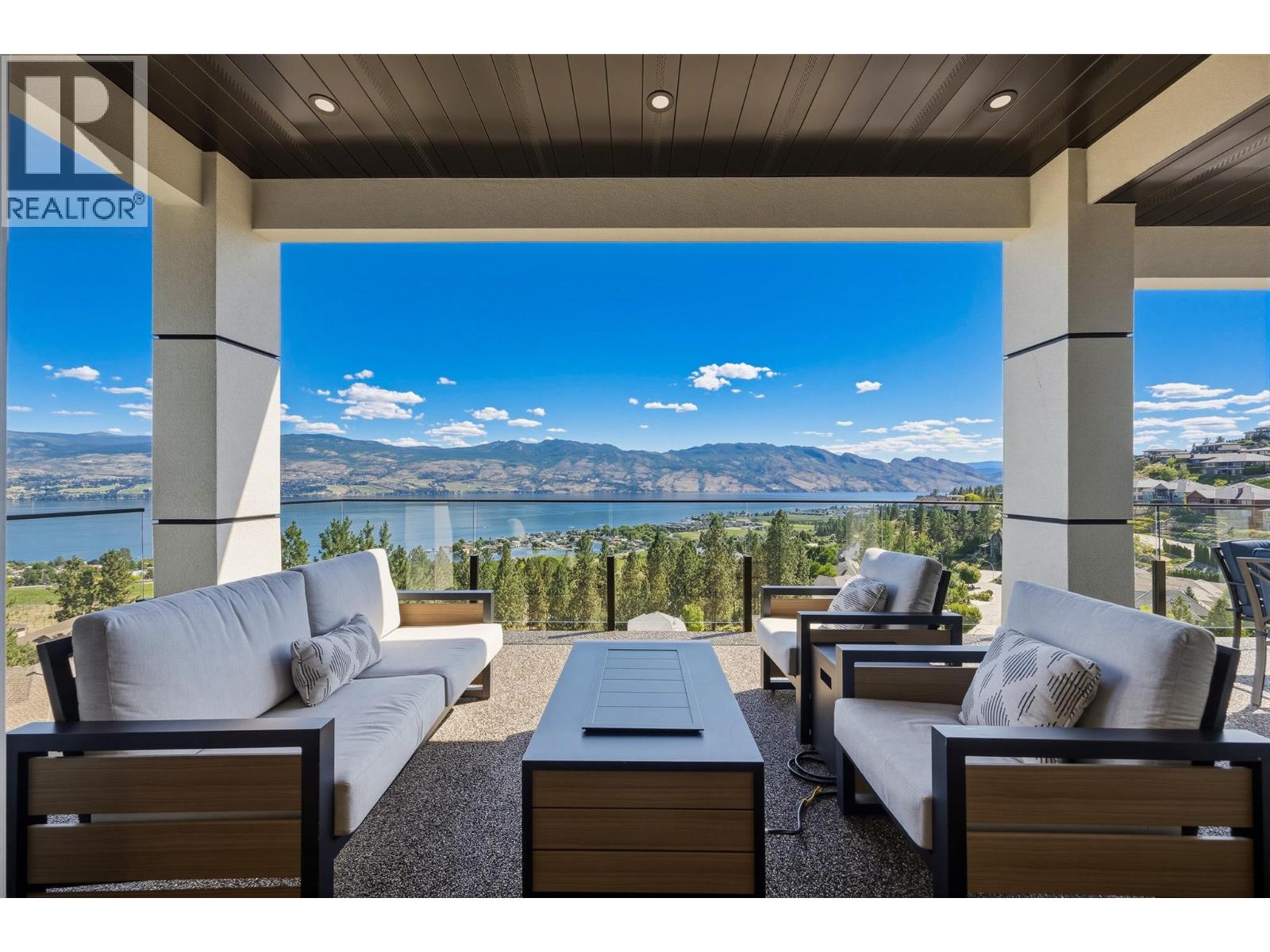 1425 Menu Road Property Photo 17