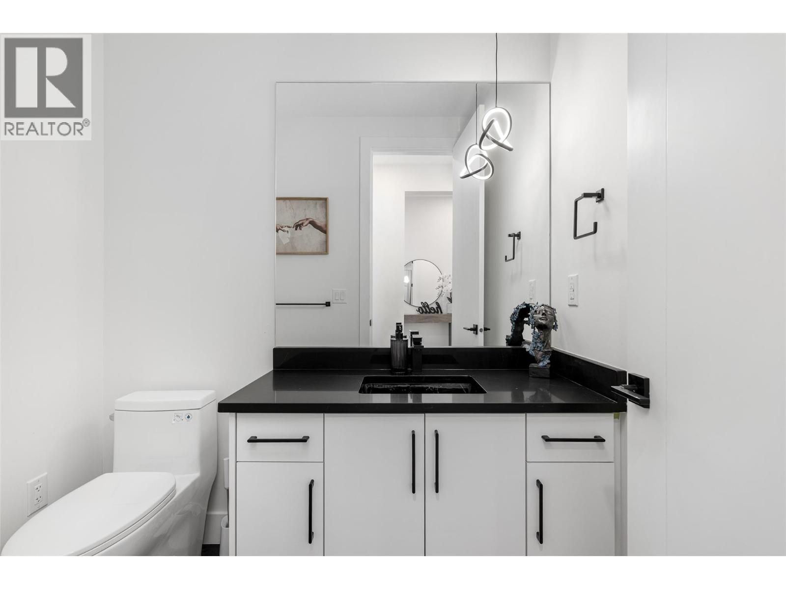 1425 Menu Road Property Photo 29