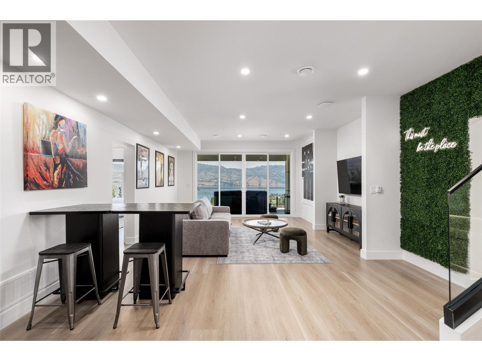 1425 Menu Road Property Photo 34