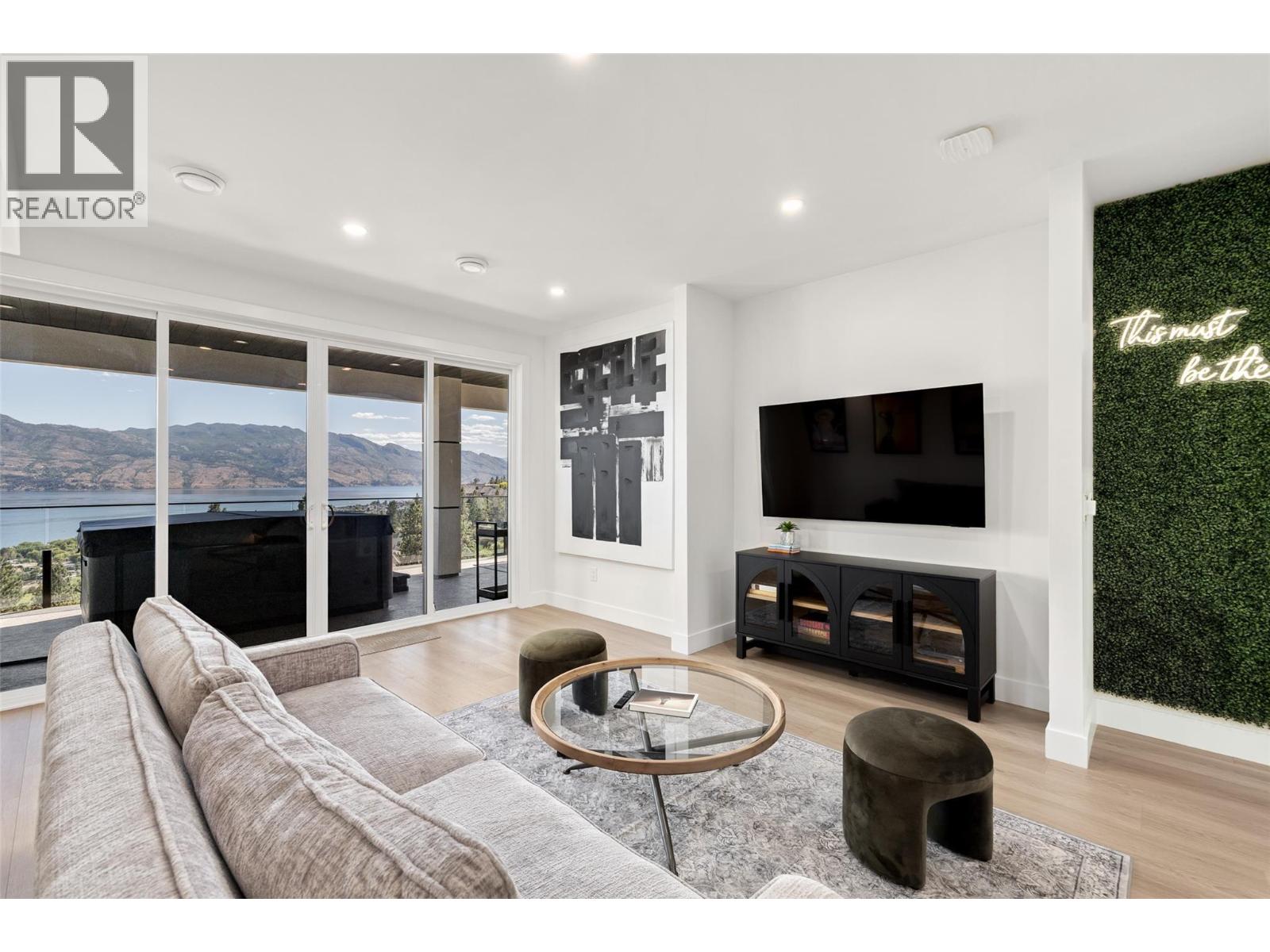 1425 Menu Road Property Photo 35
