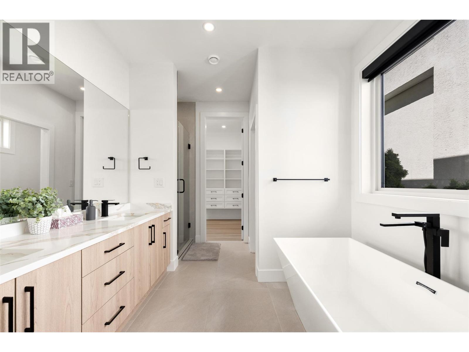 1425 Menu Road Property Photo 42