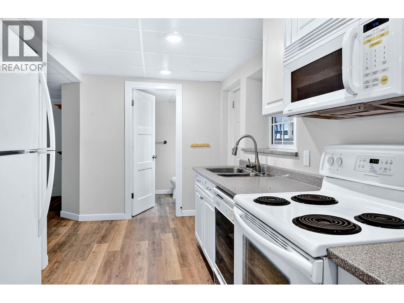 2710 Westsyde Road Property Photo 3