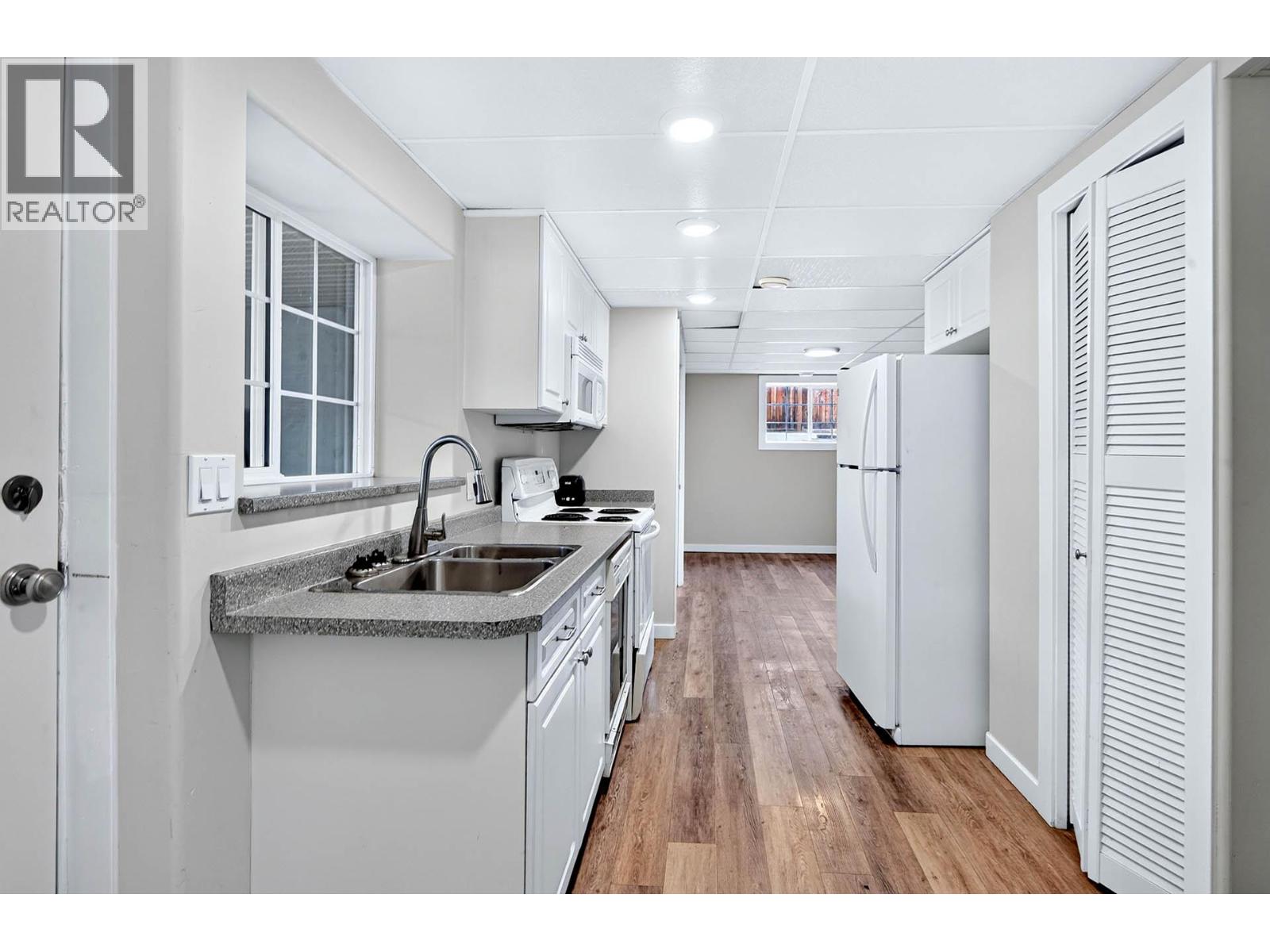 2710 Westsyde Road Property Photo 4
