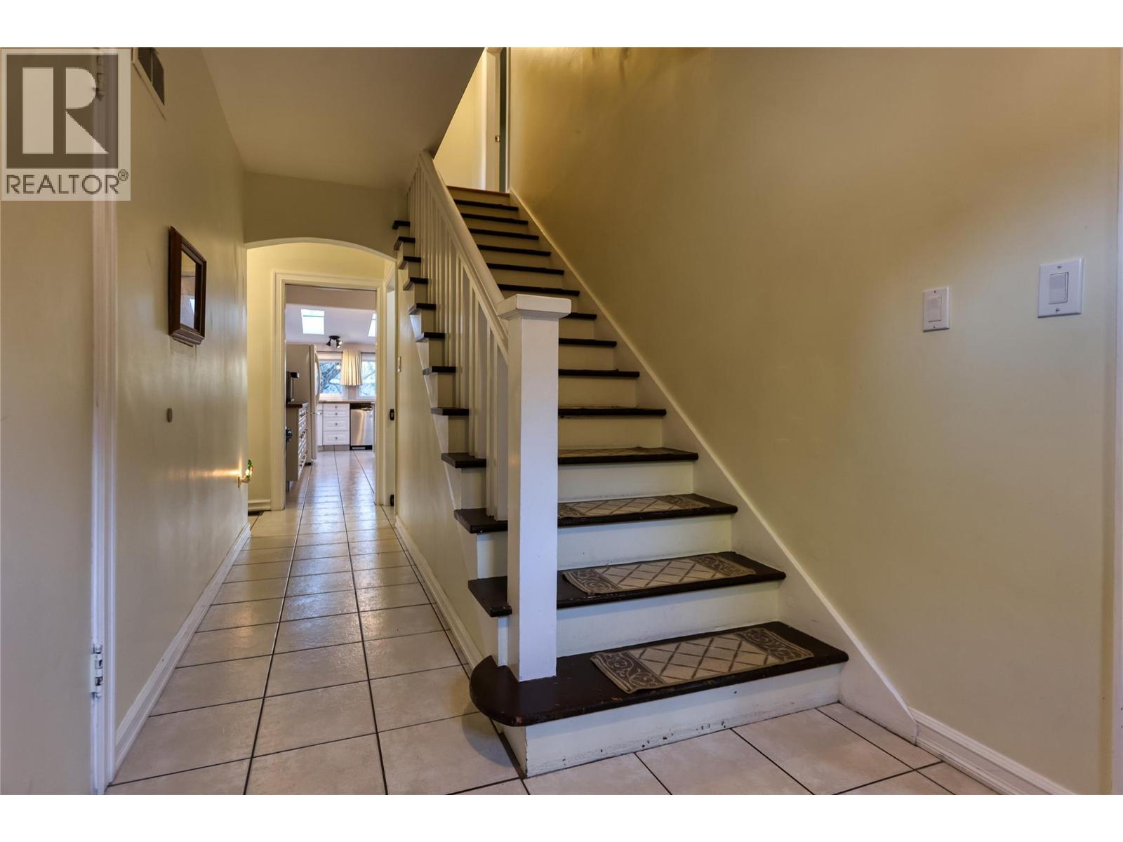 2066 Caughlin Road Property Photo 17