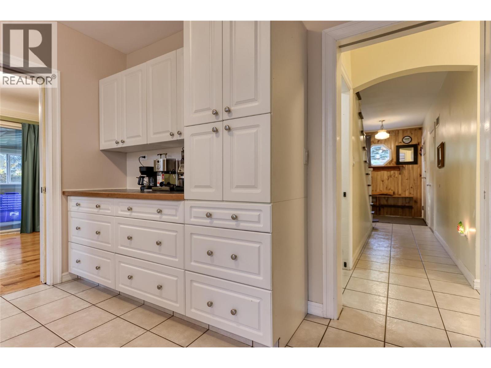 2066 Caughlin Road Property Photo 24