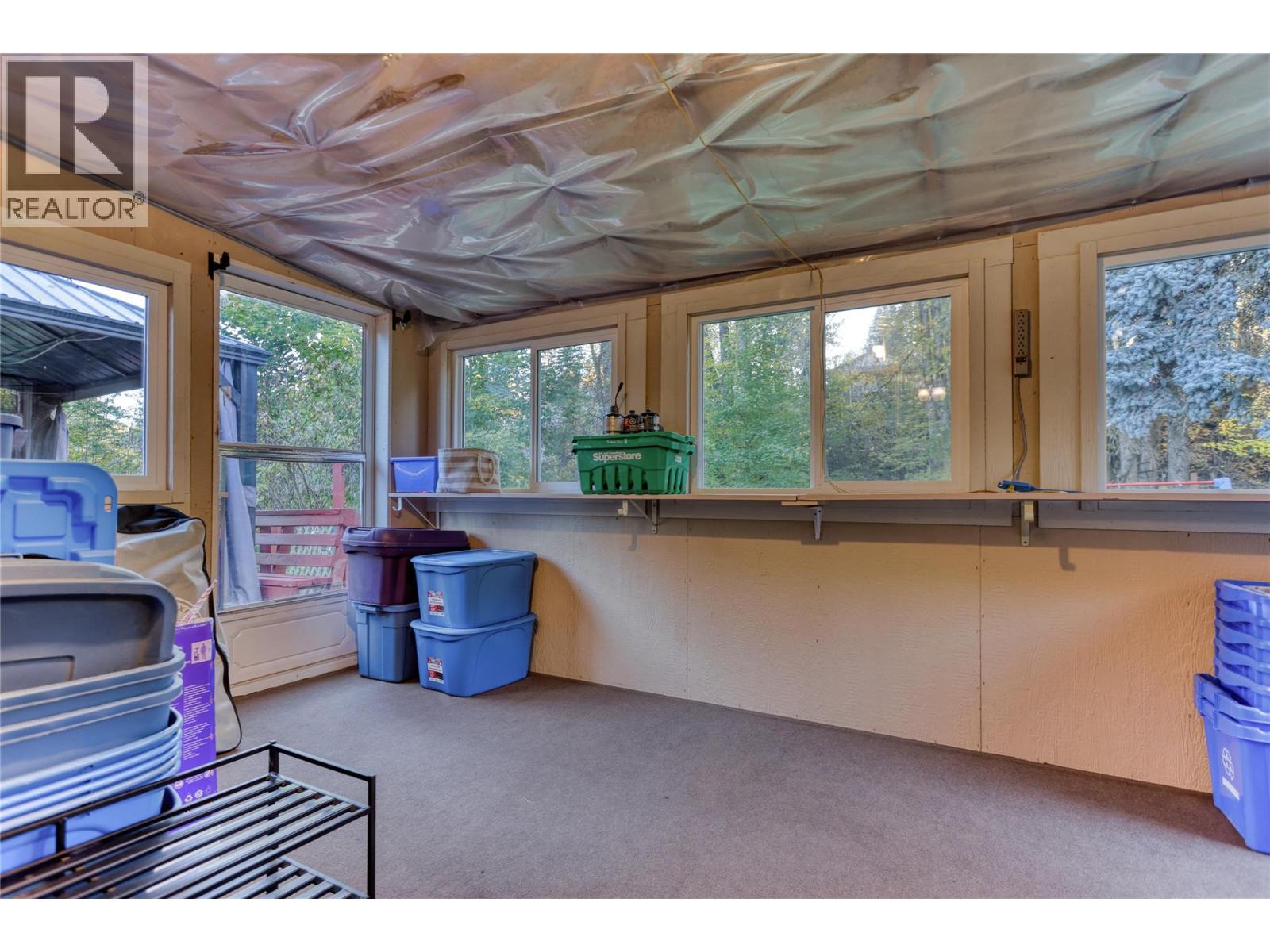 2066 Caughlin Road Property Photo 28